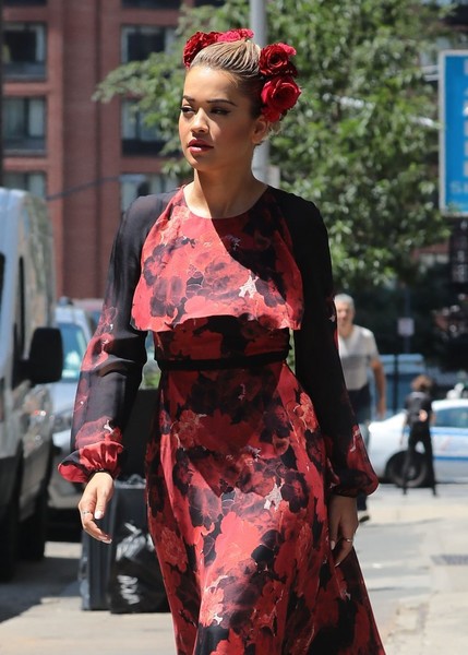 Rita+Ora+Rita+Ora+Out+NYC+Giambattista-Valli-Pre-Fall-2015-Red-Floral-Gown