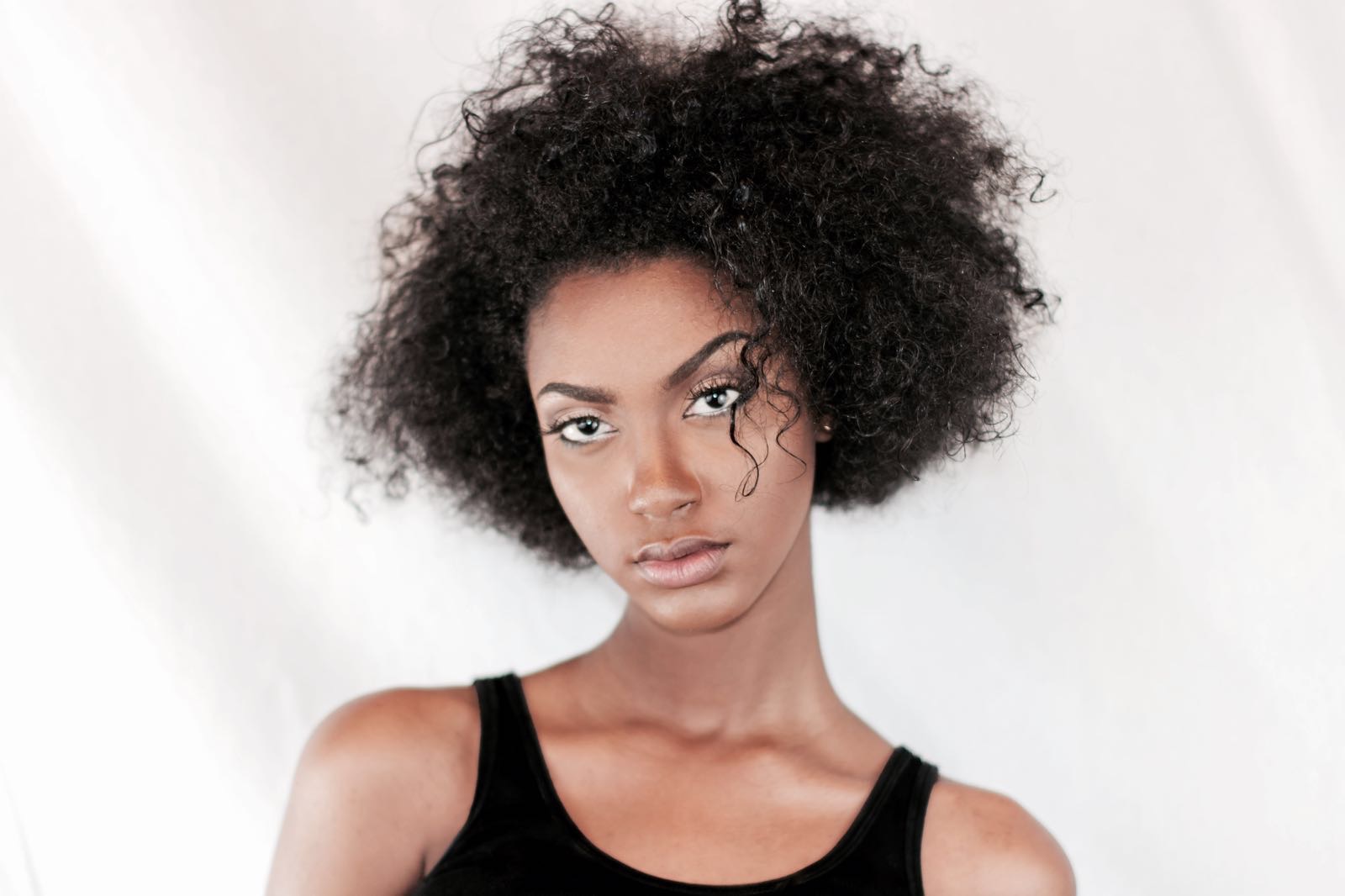 Shanel-from-Barbados-Beauty-Bombshell-1