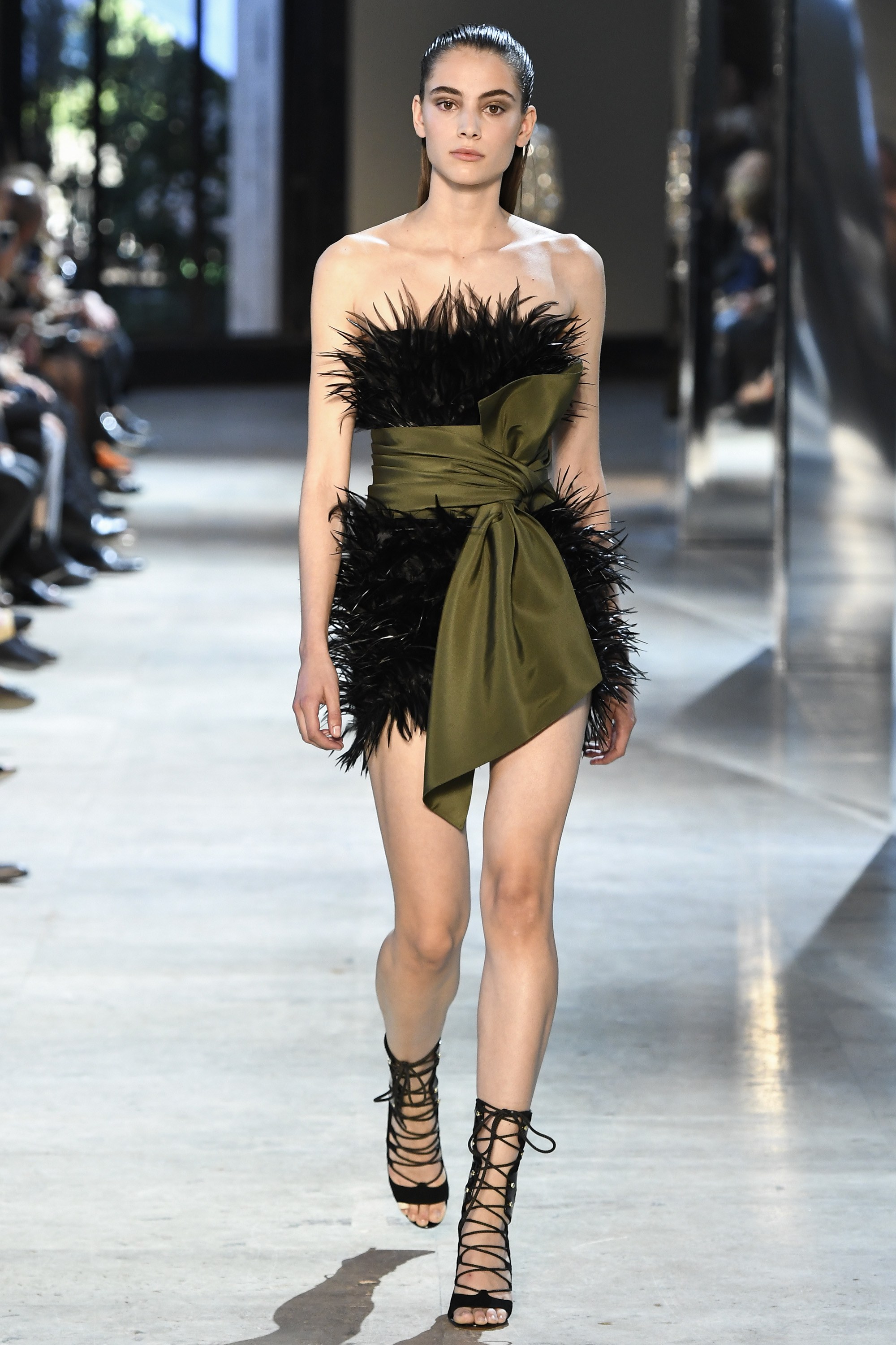 alexandre-vauthier-fall-2016-couture-12