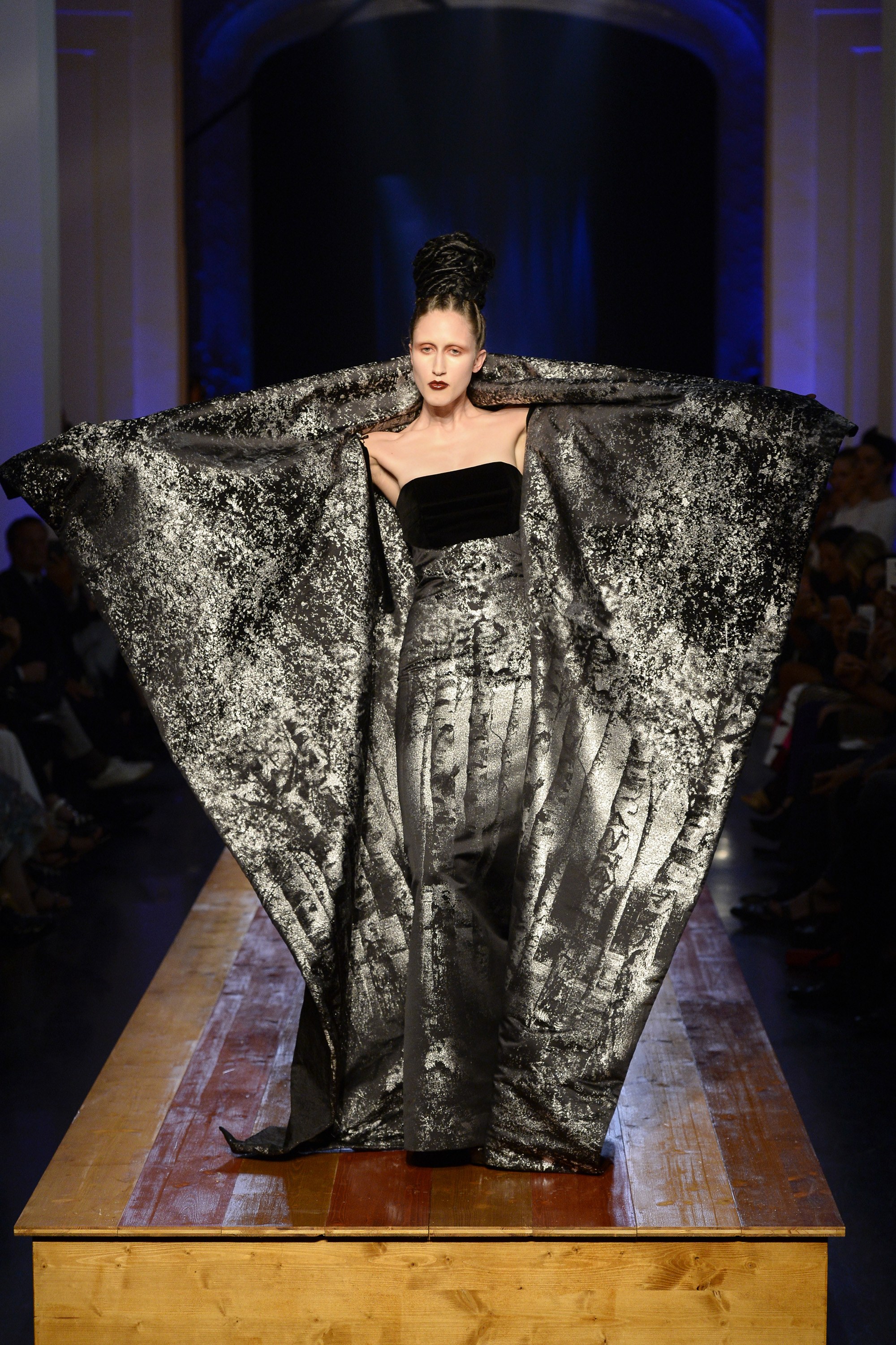 jean-paul-gaultier-couture-fall-2016-17