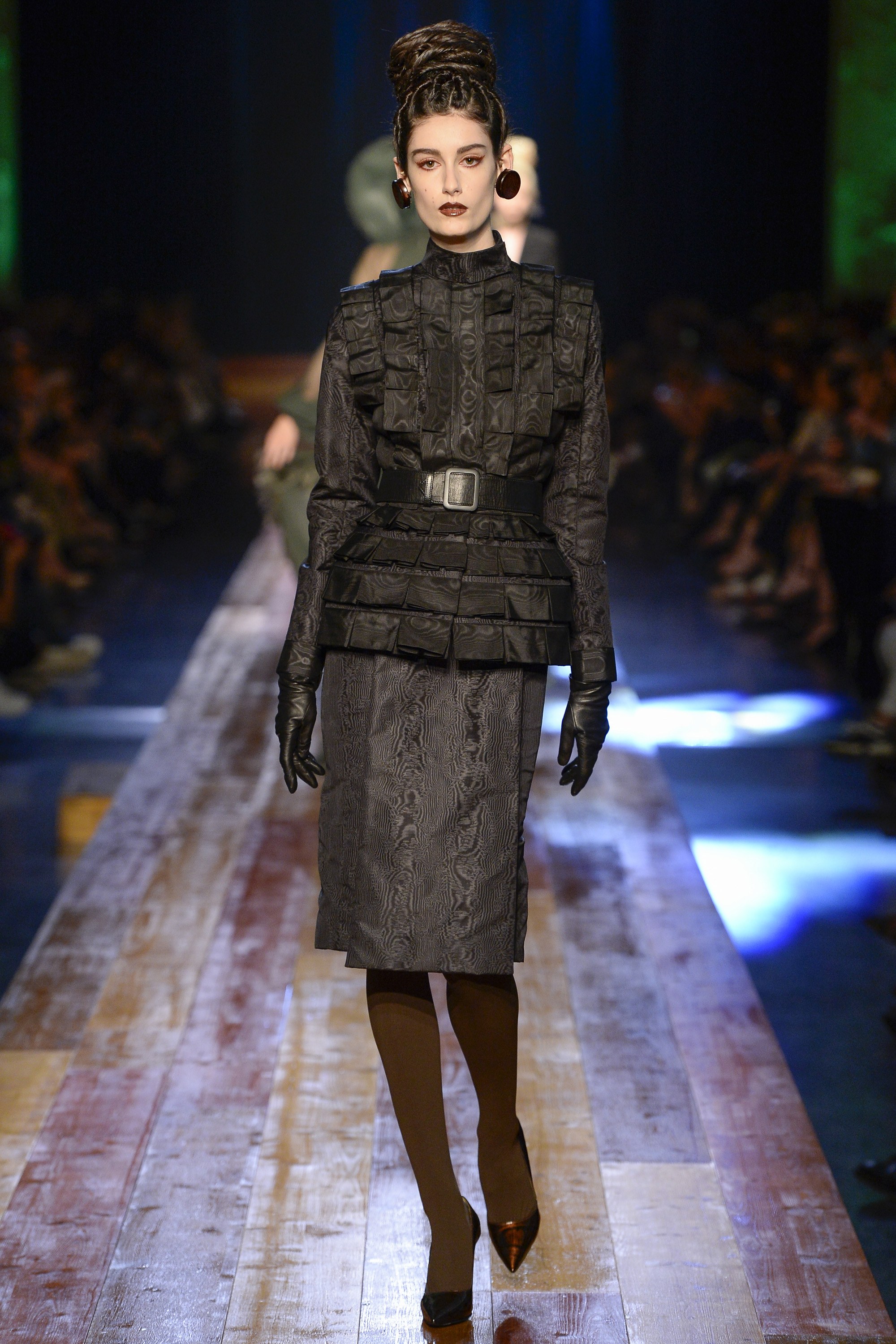 jean-paul-gaultier-couture-fall-2016-6