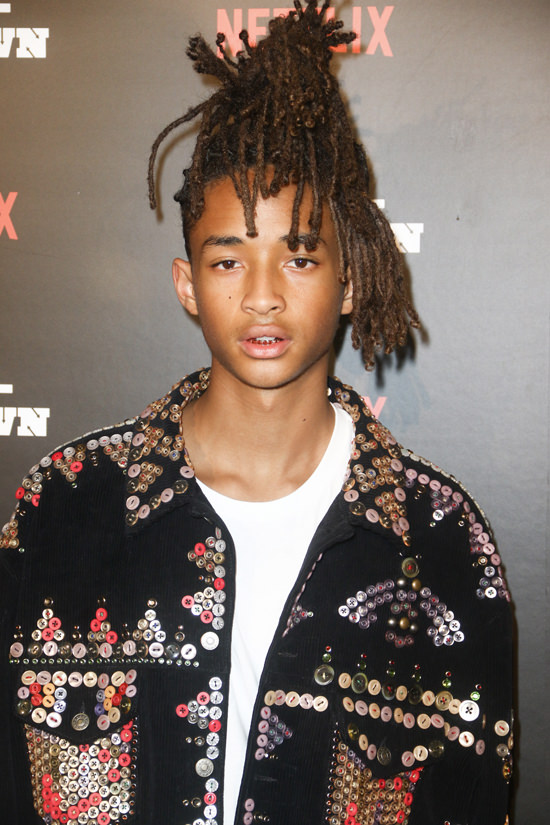 3-jaden-smith-get-down-nyc-premiere-gucci-button-detail-embroidered-velvet-jaceket