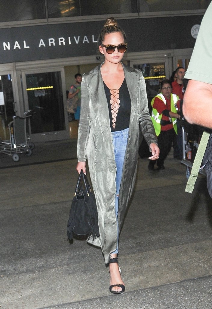 Chrissy+Teigen+John+Legend+Chrissy+Teigen-mcqueen-naked-wardrobe-t-by-alexander-wang-gianvito-rossi-frame