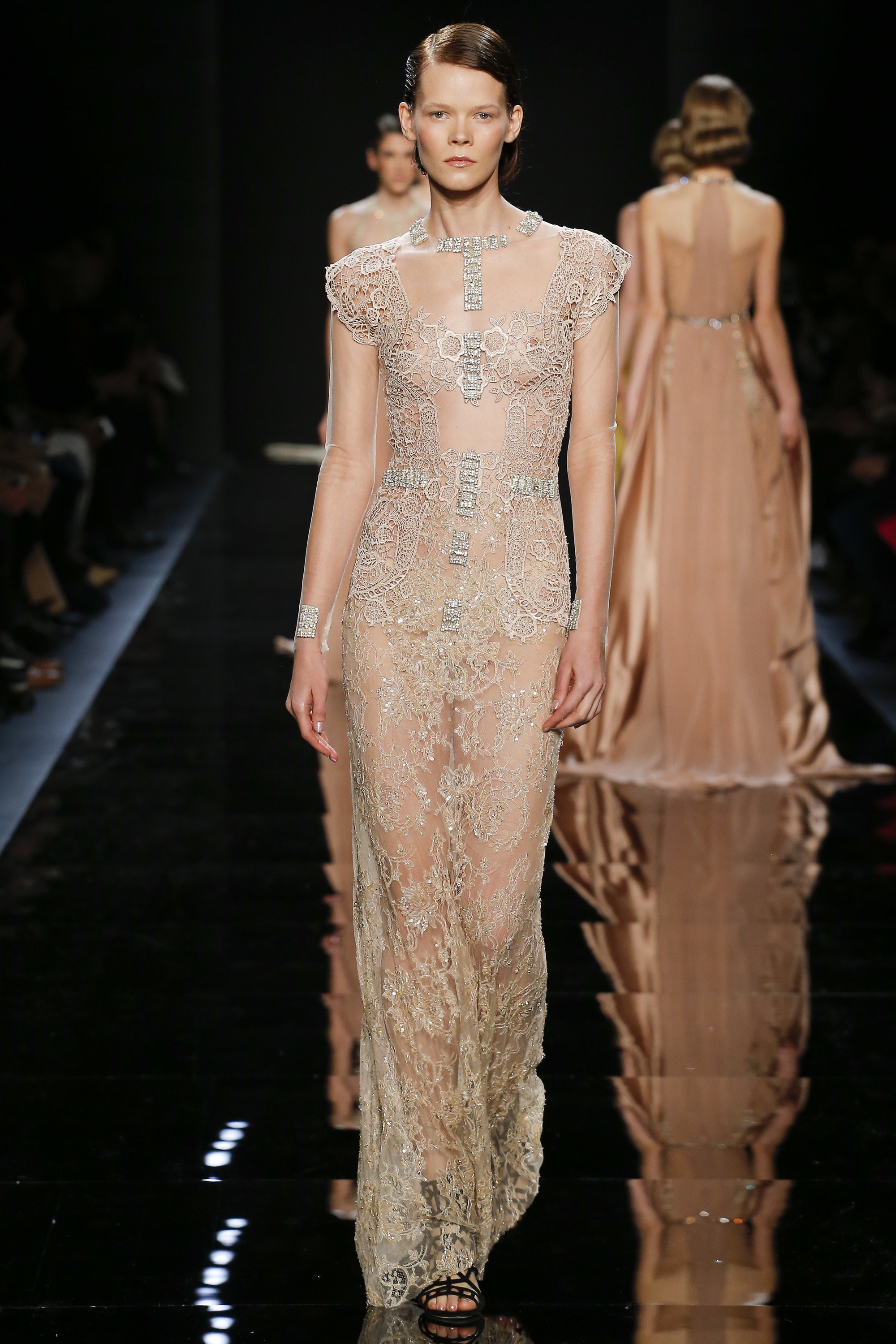 Reem-Acra-Fall-2016-Embellished-Gown-1