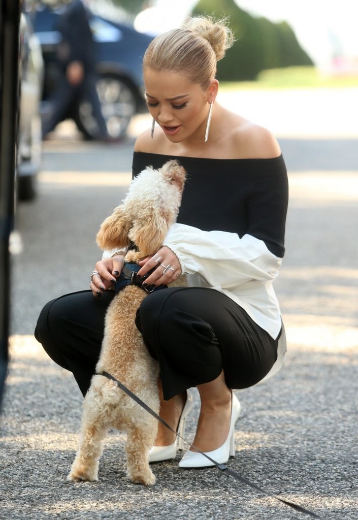 Rita-Ora-NYC-Hellesy-Adriano-OTS-Top-3