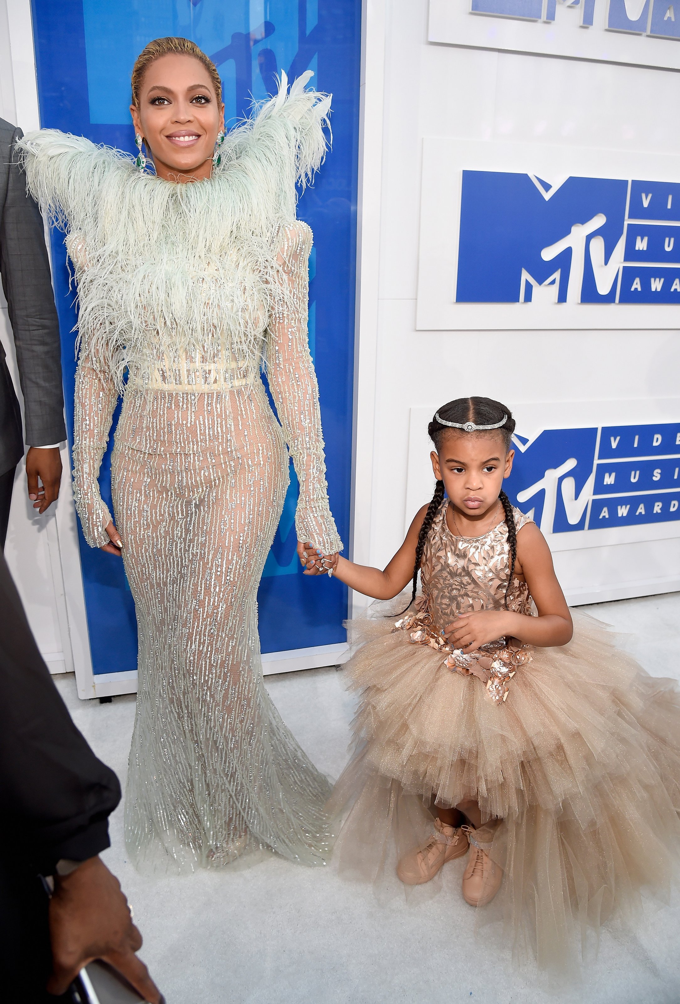 beyonce-blue-ivy-mtv-vmas-2016-