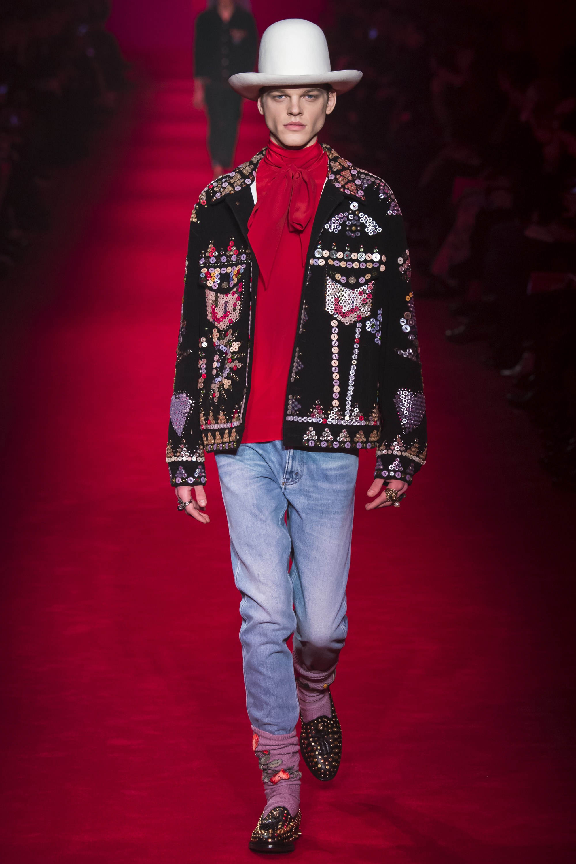 gucci-button-detail-embroidered-velvet-jaceket