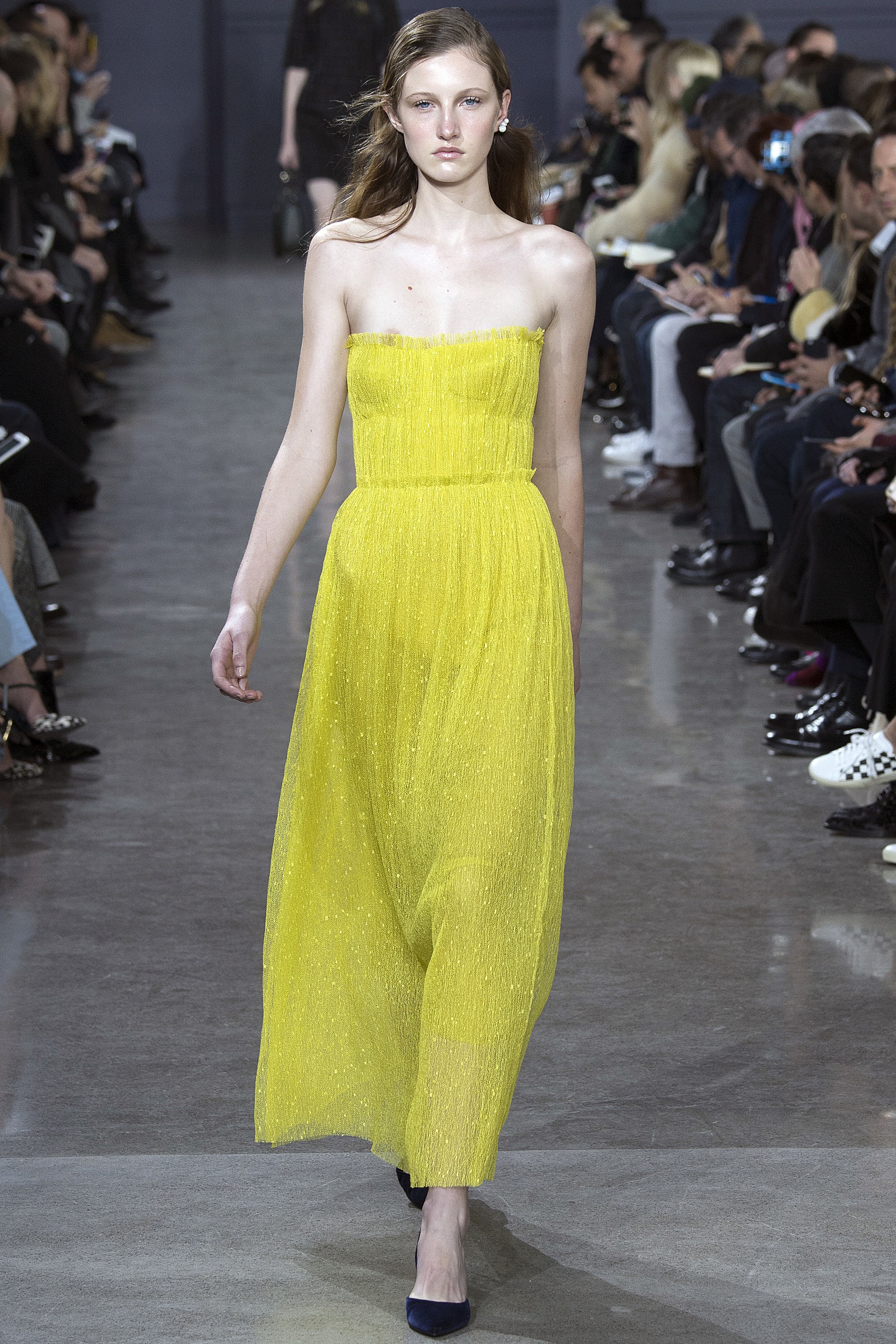 jason-wu-fall-2016-yellow-strapless-layered-dress