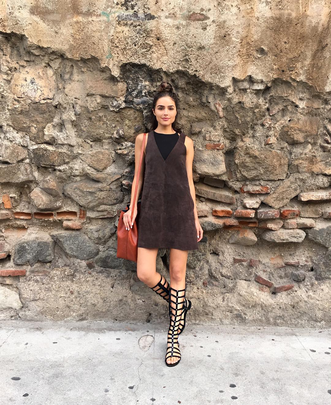 olivia-culpo-instagram-free-people-stuart-weitzman-mansur-gavriel-look-for-less