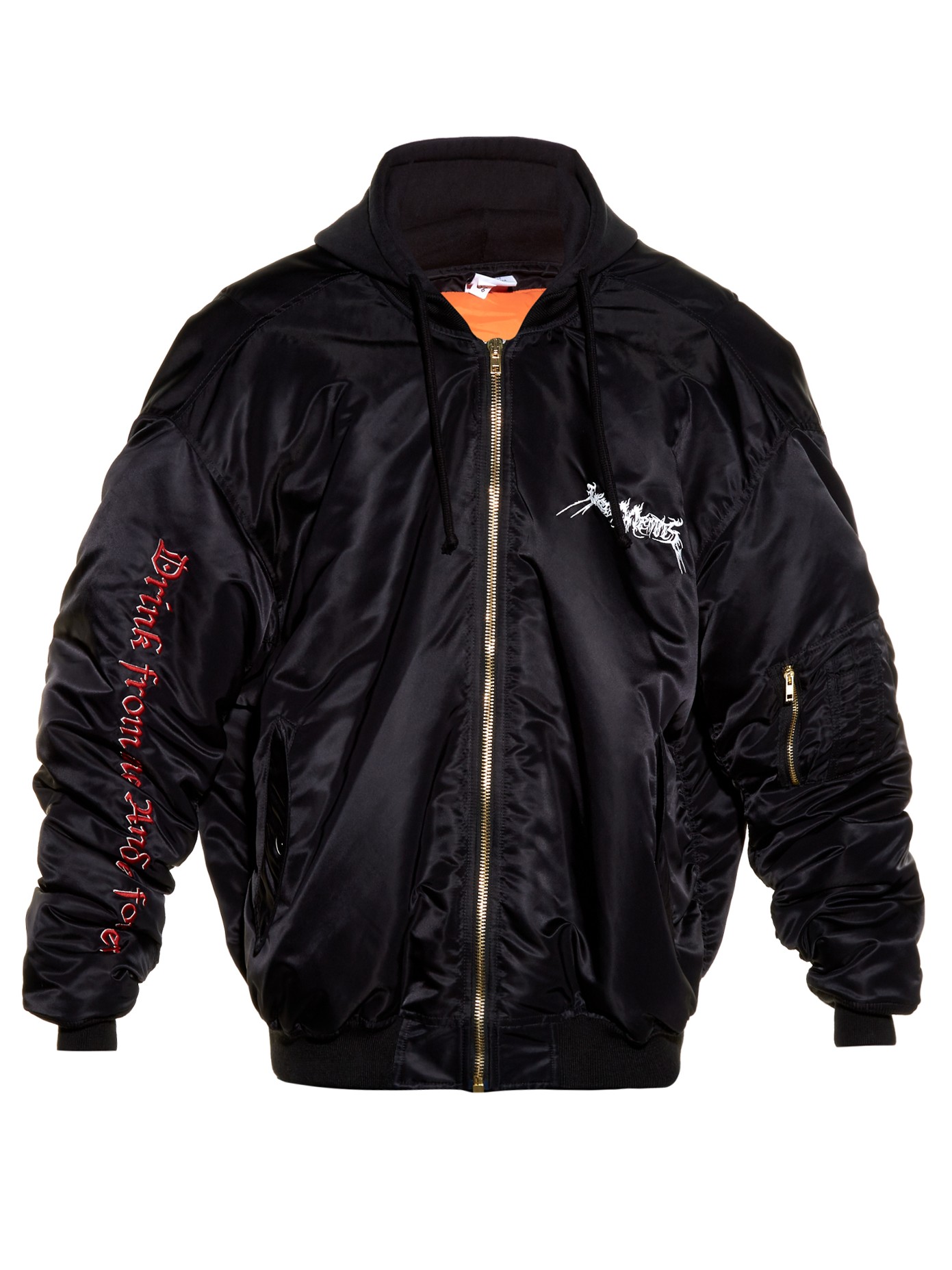 vetements-total-darkness