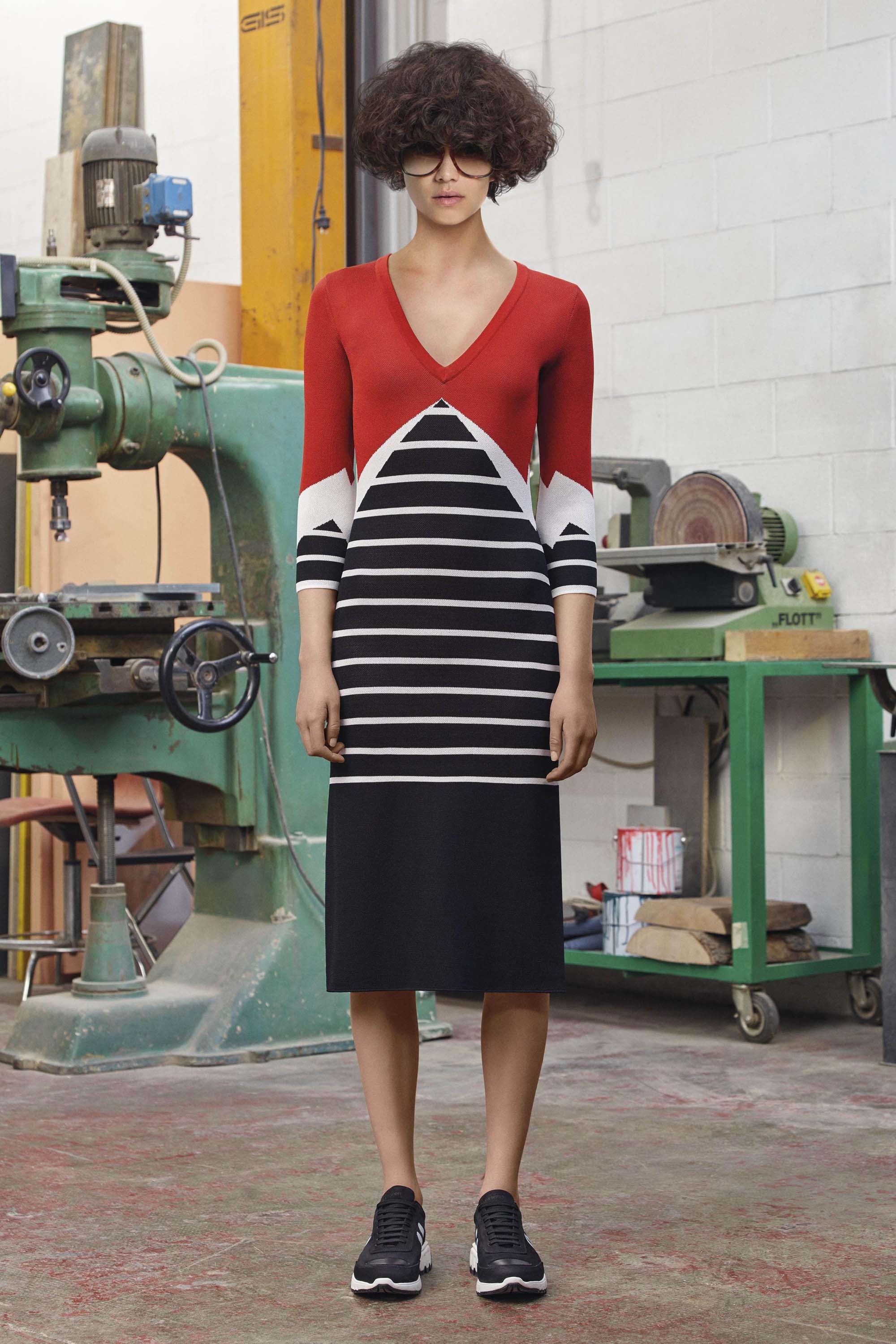 04-neil-barrett-ss17