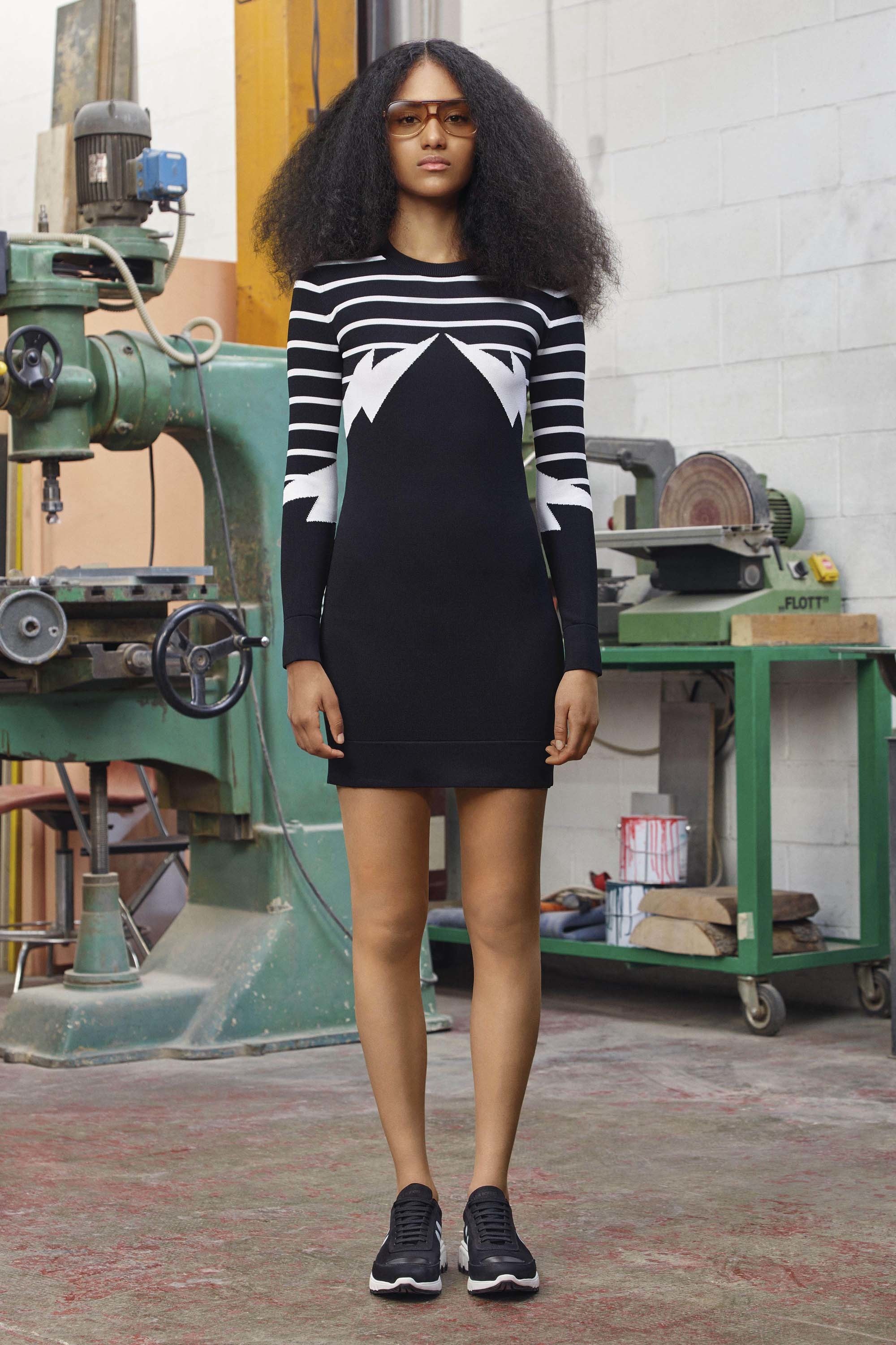 20-neil-barrett-ss17