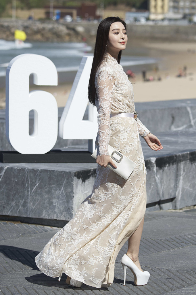 Fan+Bingbing+Not+Madame+Bovary+Photocall+64th-mcqueen-2