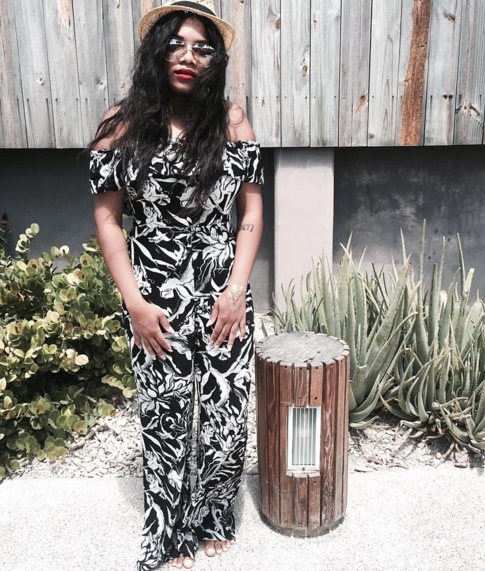 Fashion-Bombshell-Of-The-Day-Aemoni-From-Philly-2