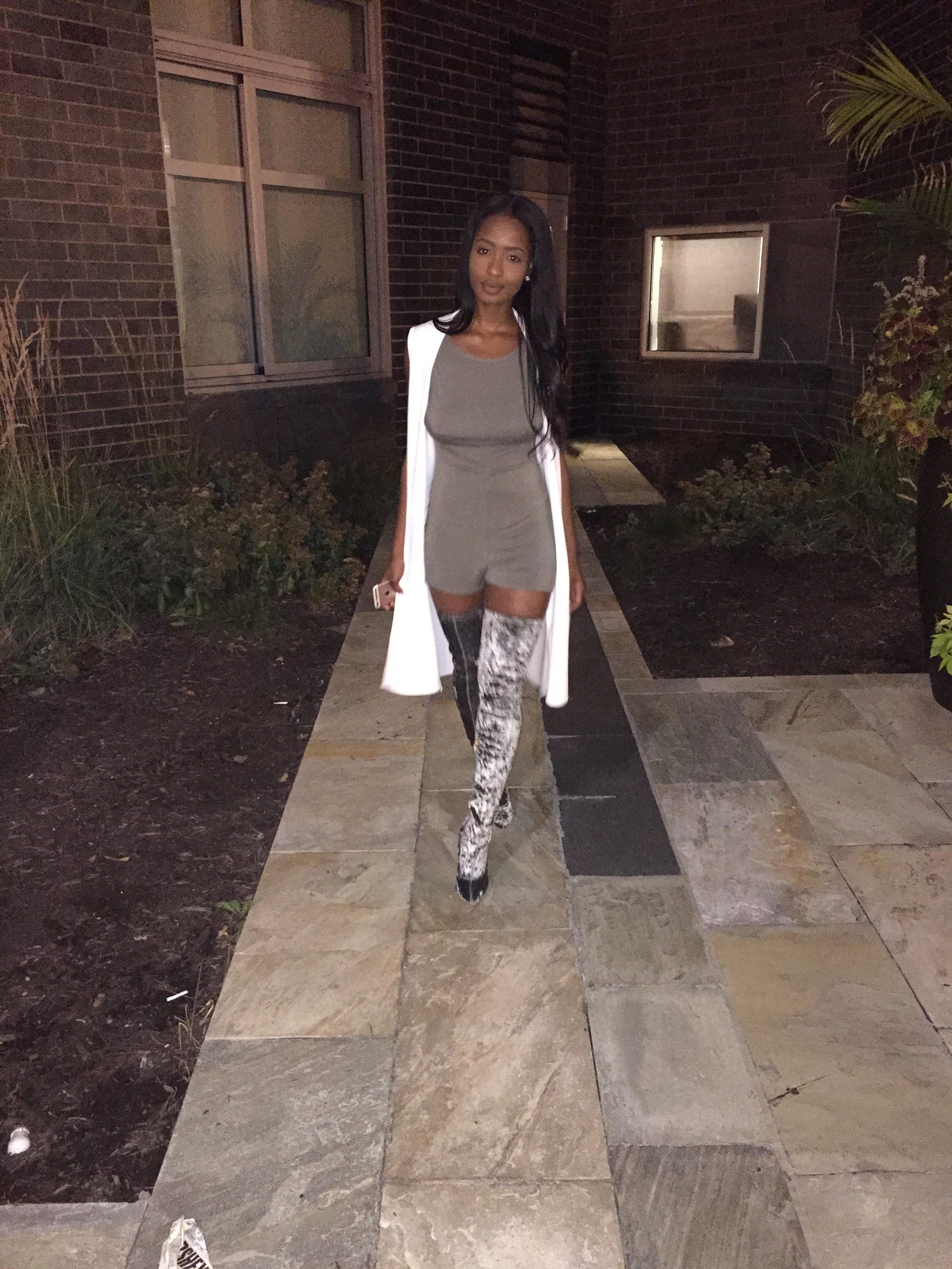 How-Do-You-Wear-It-Velvet-Trend-aminata