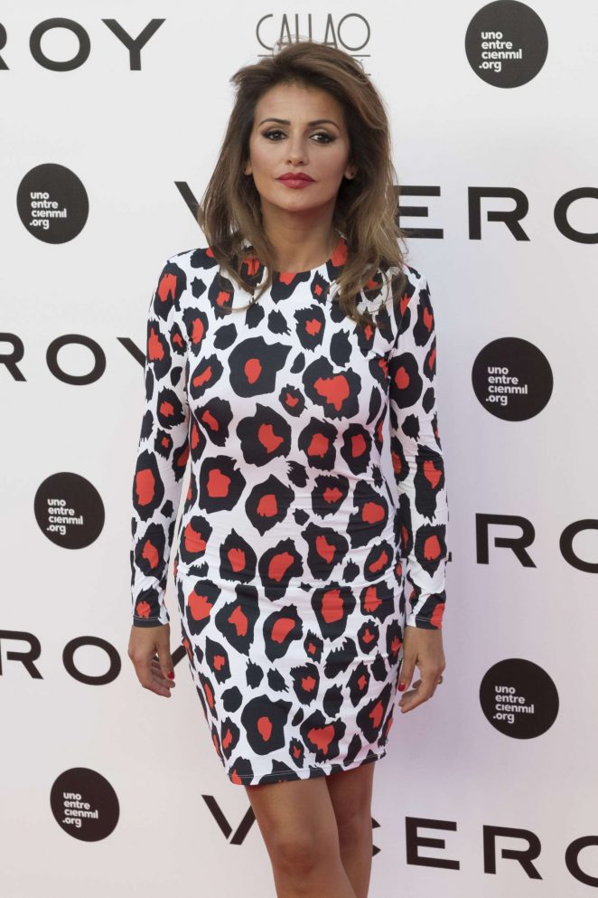Monica-Cruz--Uno-Entre-Cien-Mil-Photocall-maria-escote