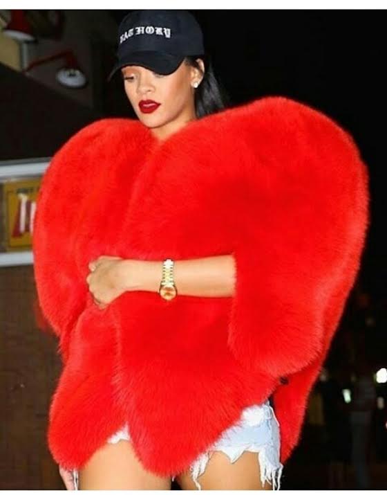 Rihanna-nyc-YSL-red-heart-shaped-fox-fur-cape-2