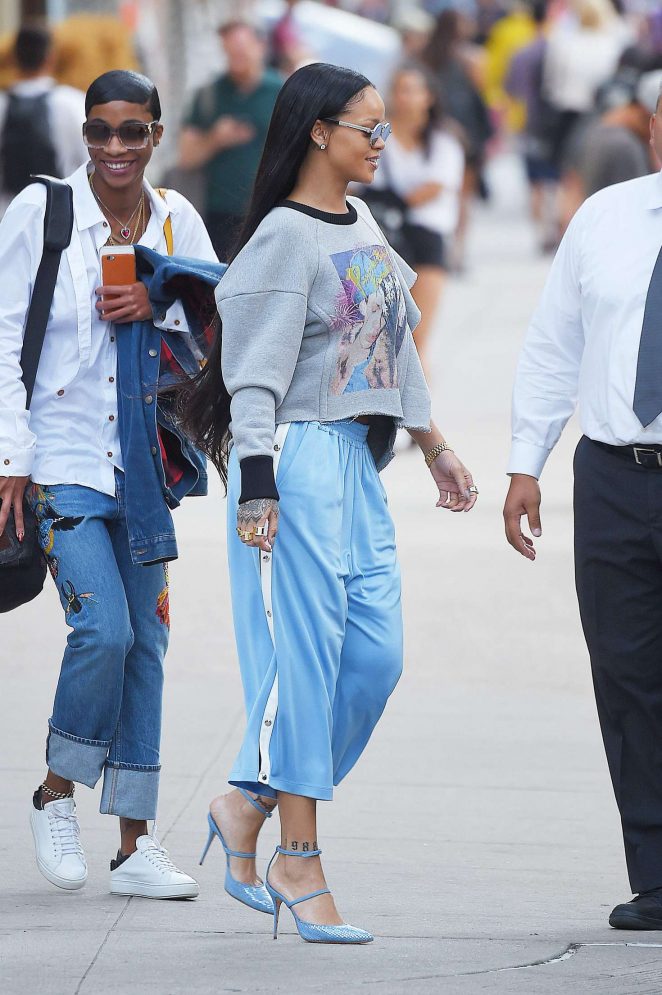 Rihanna-nyc-margiela-blahnik-2