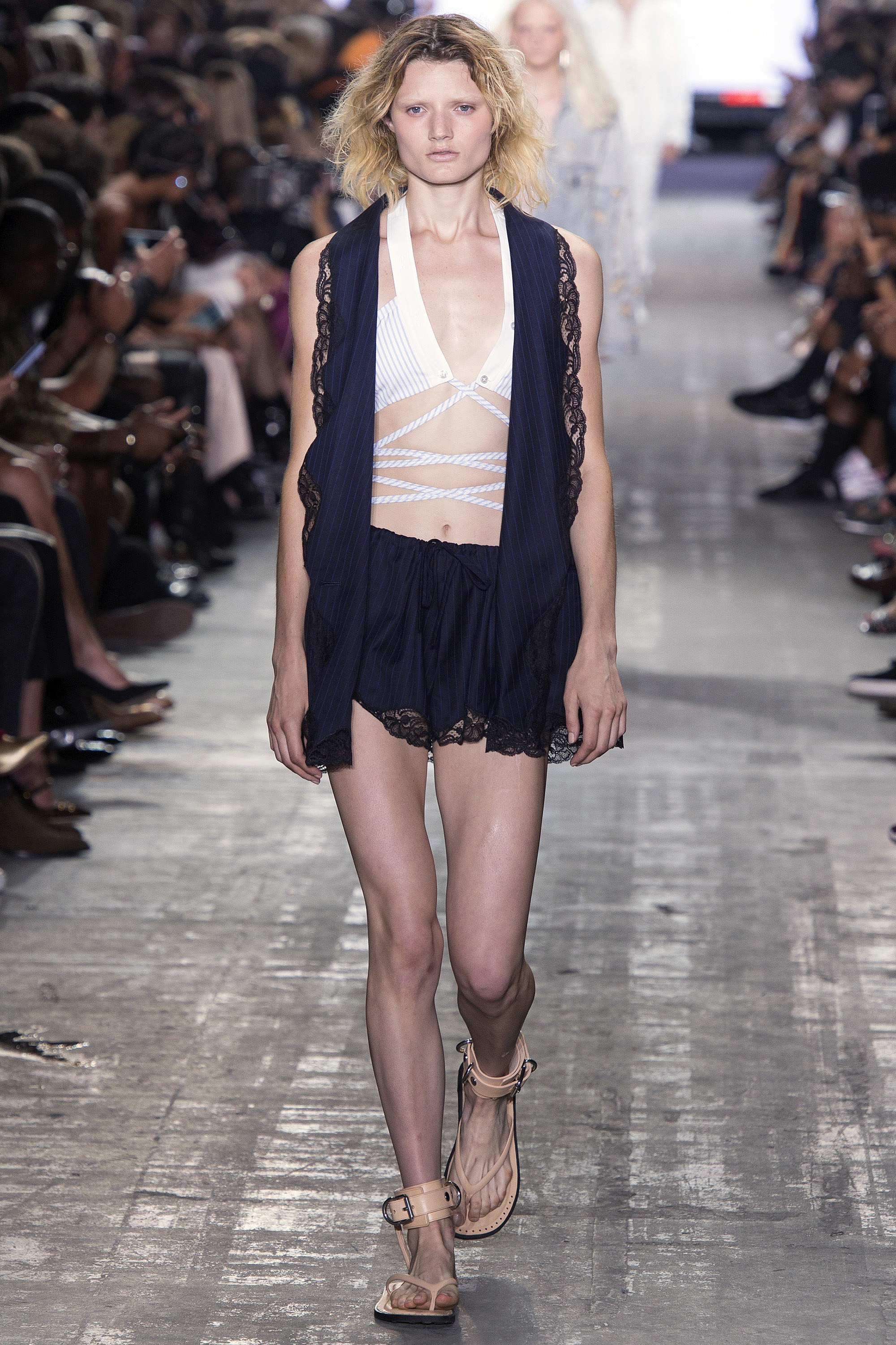 alexander-wang-spring-2017-16