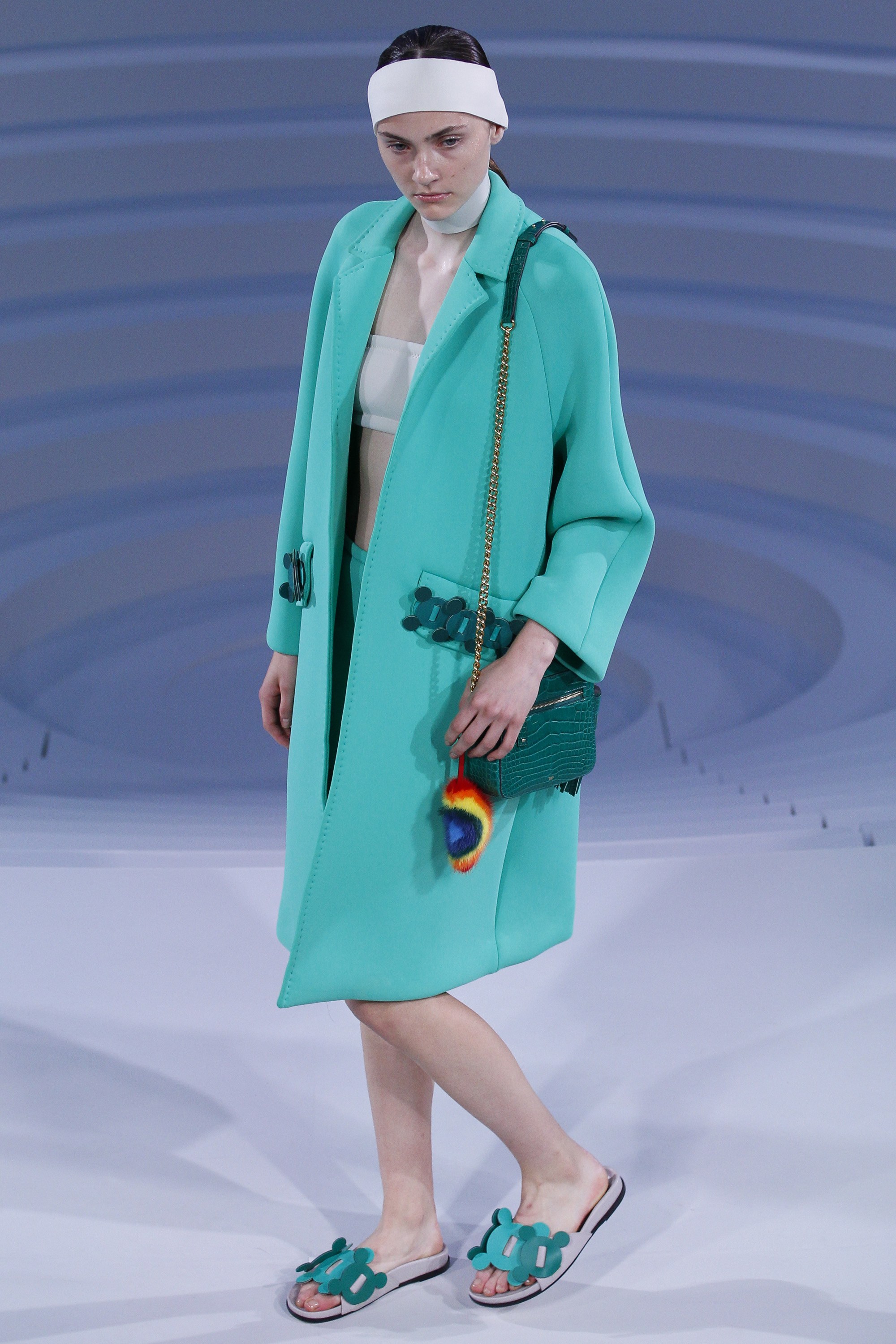 anya-hindmarch-spring-2017-11
