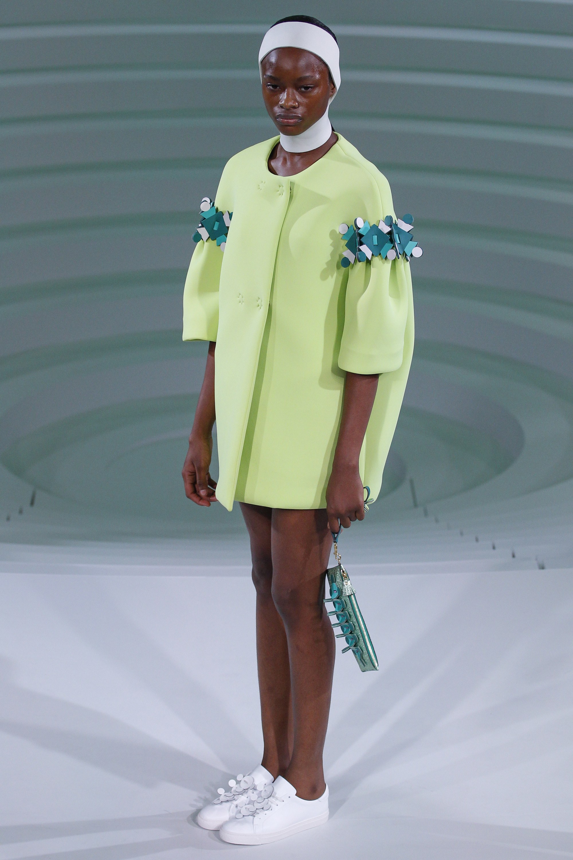 anya-hindmarch-spring-2017-20