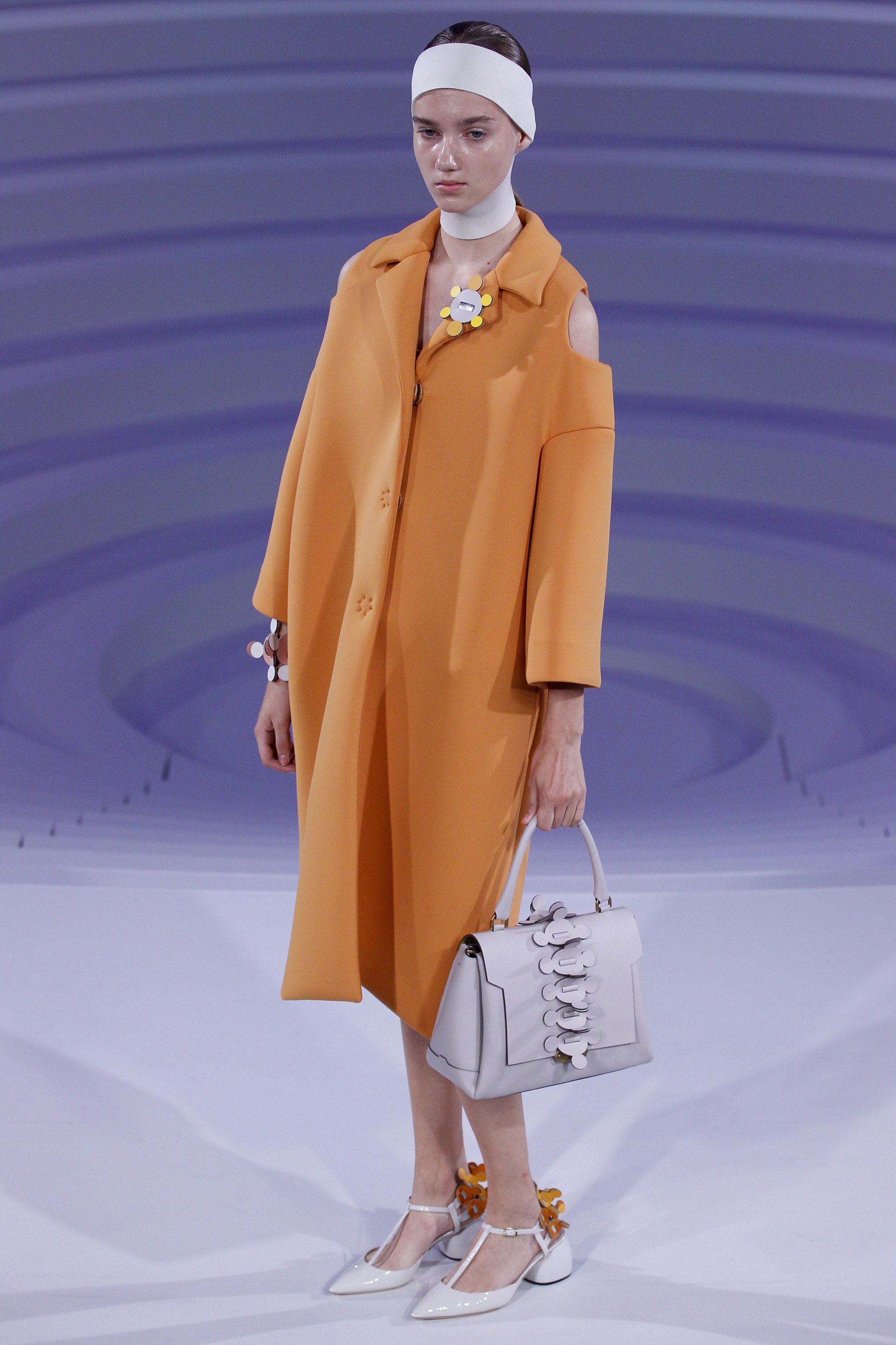 anya-hindmarch-spring-2017-21