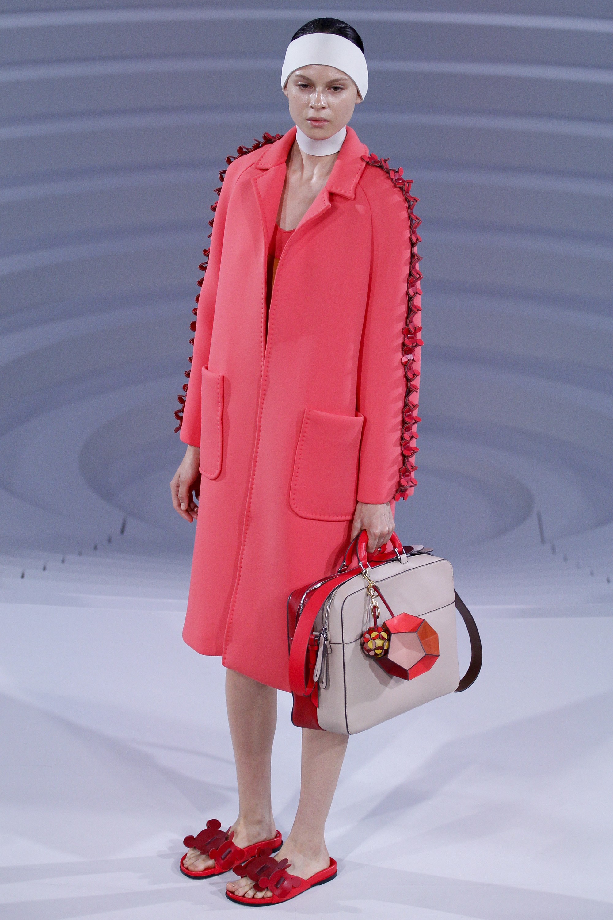 anya-hindmarch-spring-2017-23