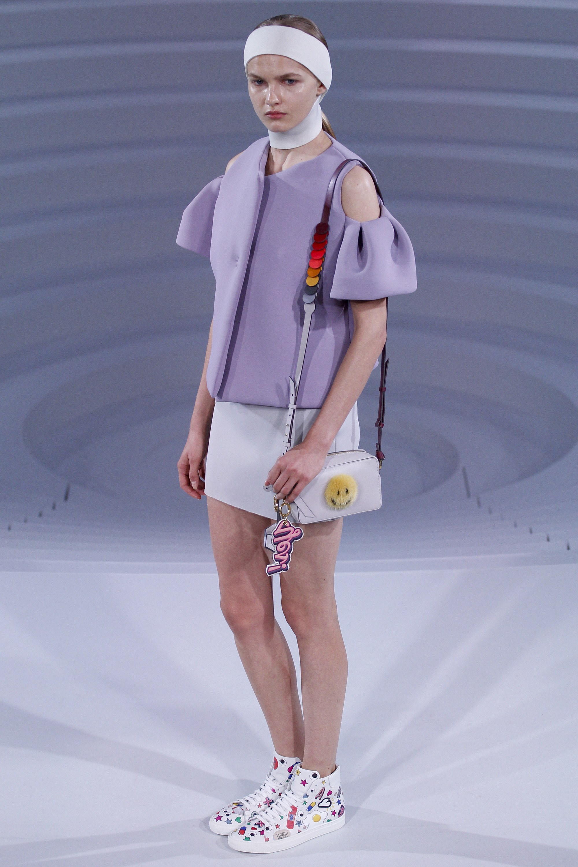 anya-hindmarch-spring-2017-25