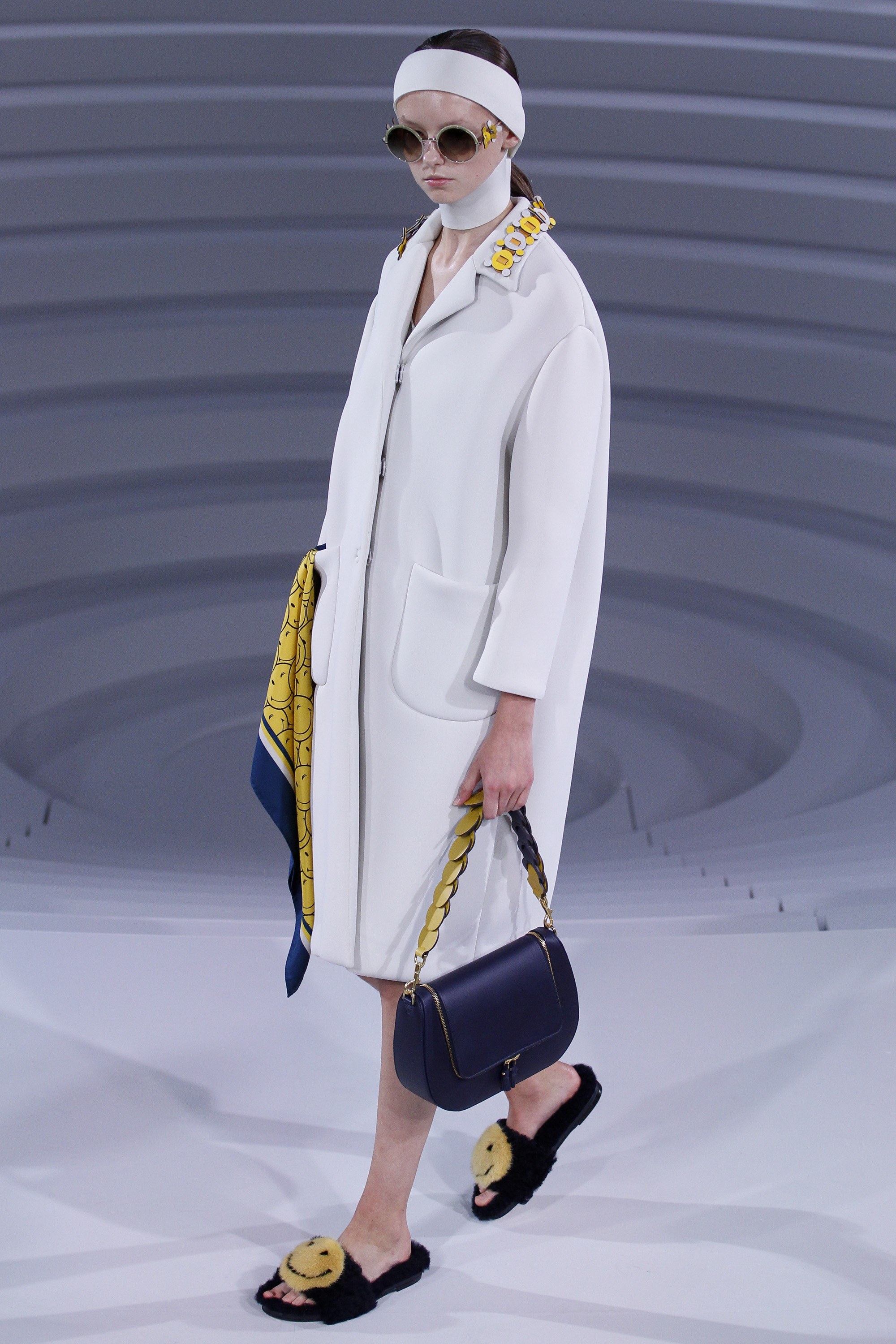 anya-hindmarch-spring-2017-34