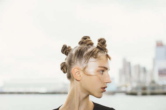 bantu knots marc jacobs spring 2015 marc-by-marc-jacobs-beauty-01
