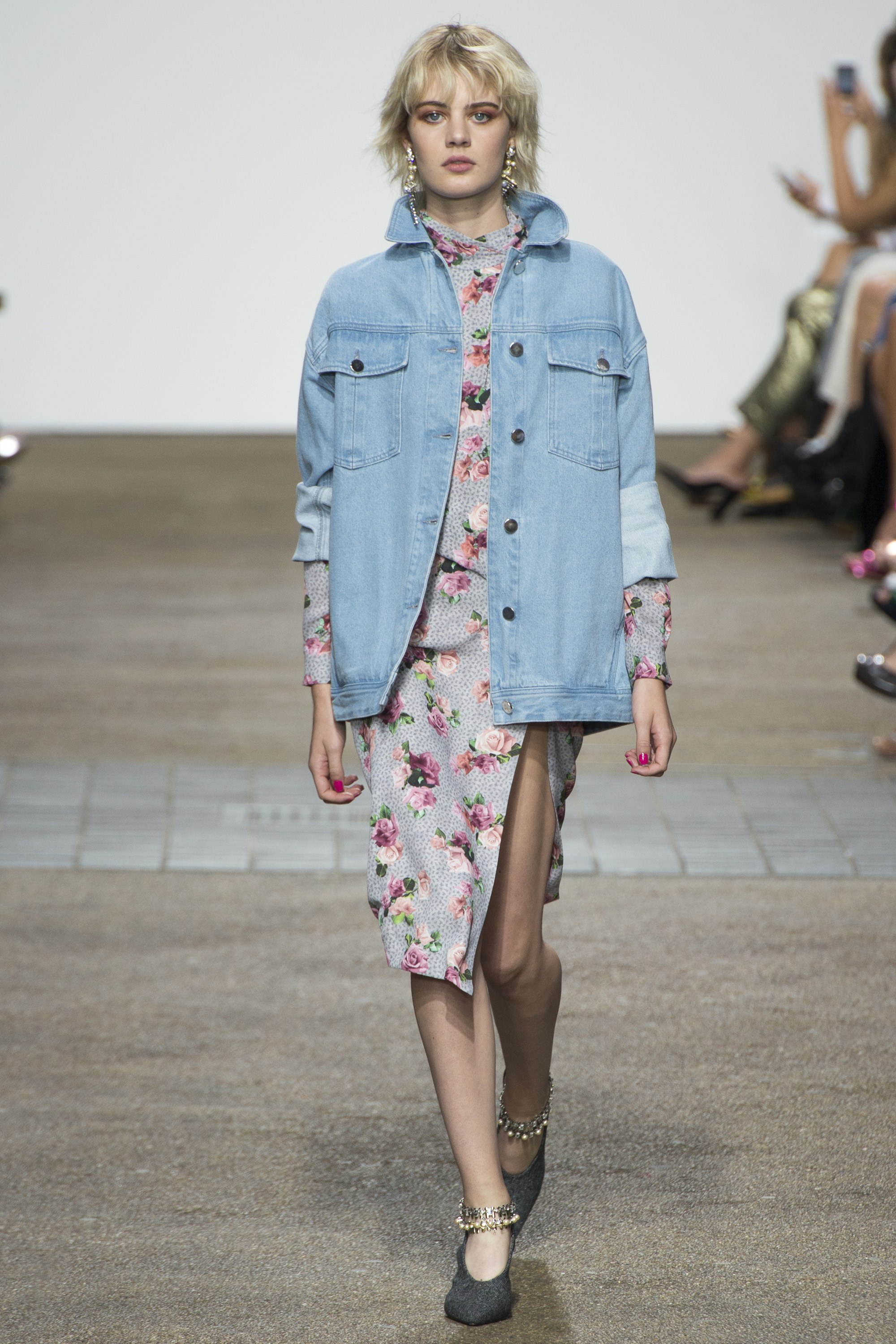 topshop-unique-spring-2017-13