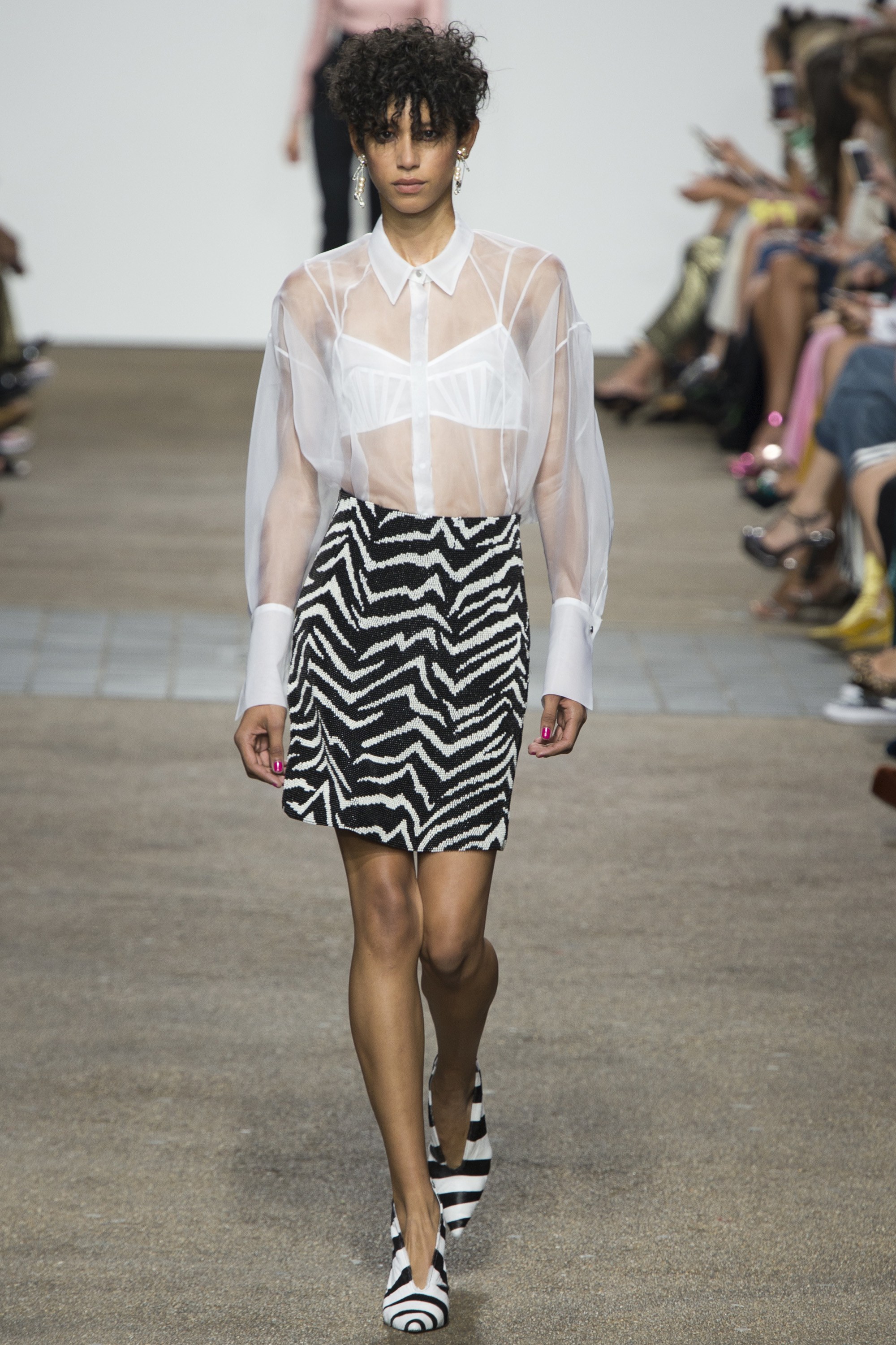 topshop-unique-spring-2017-15