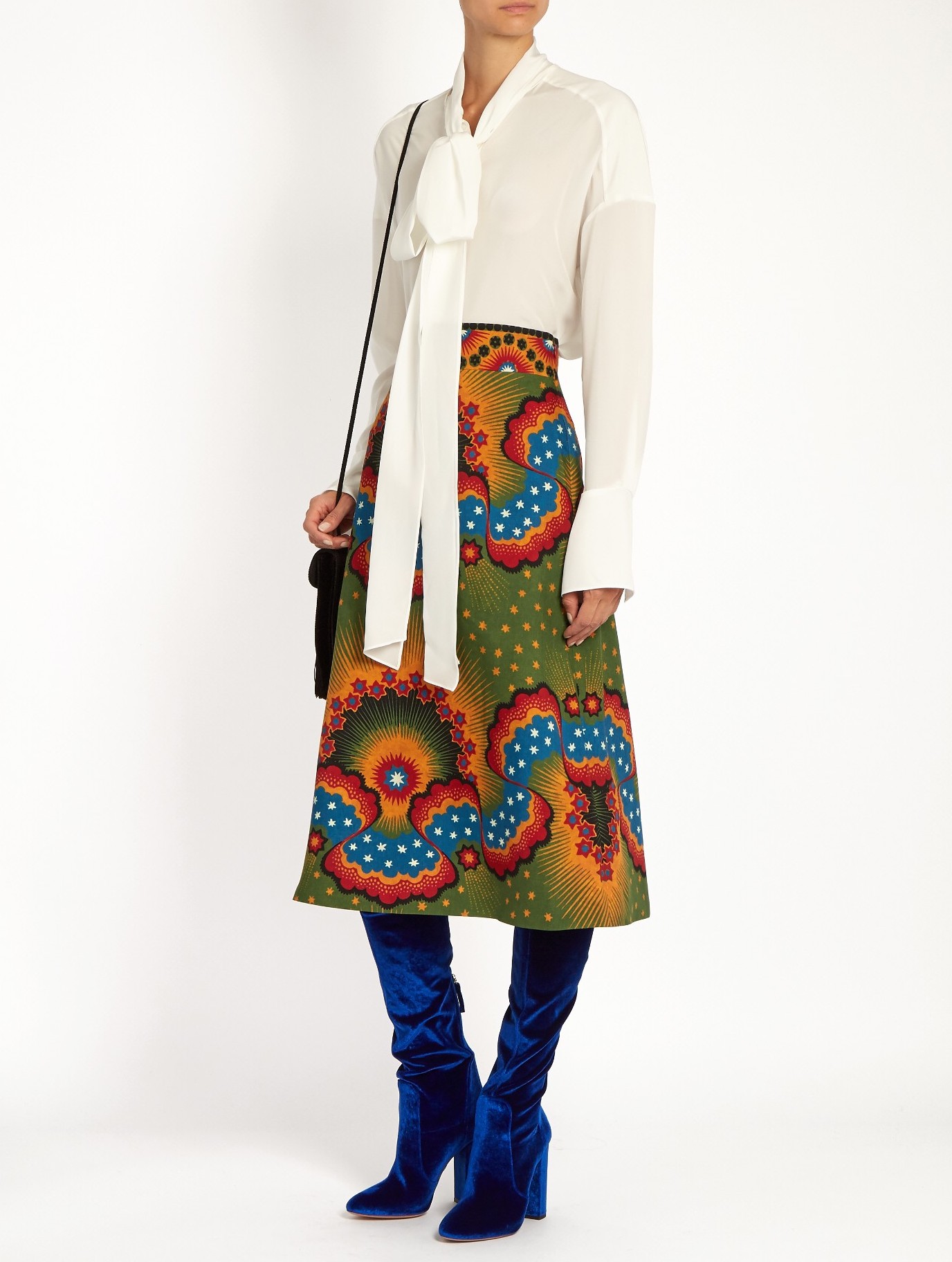 2-aquazzura-blue-velvet-over-the-knee-boots