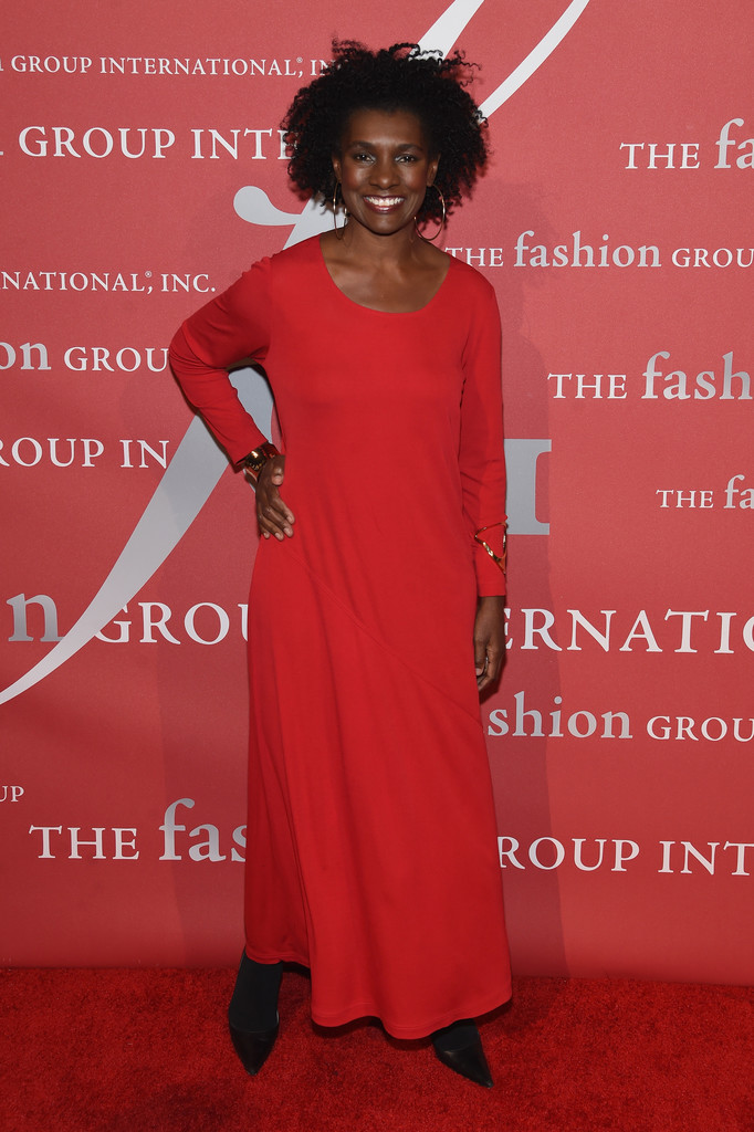 2016fashiongroupinternationalnightstars-constance-white