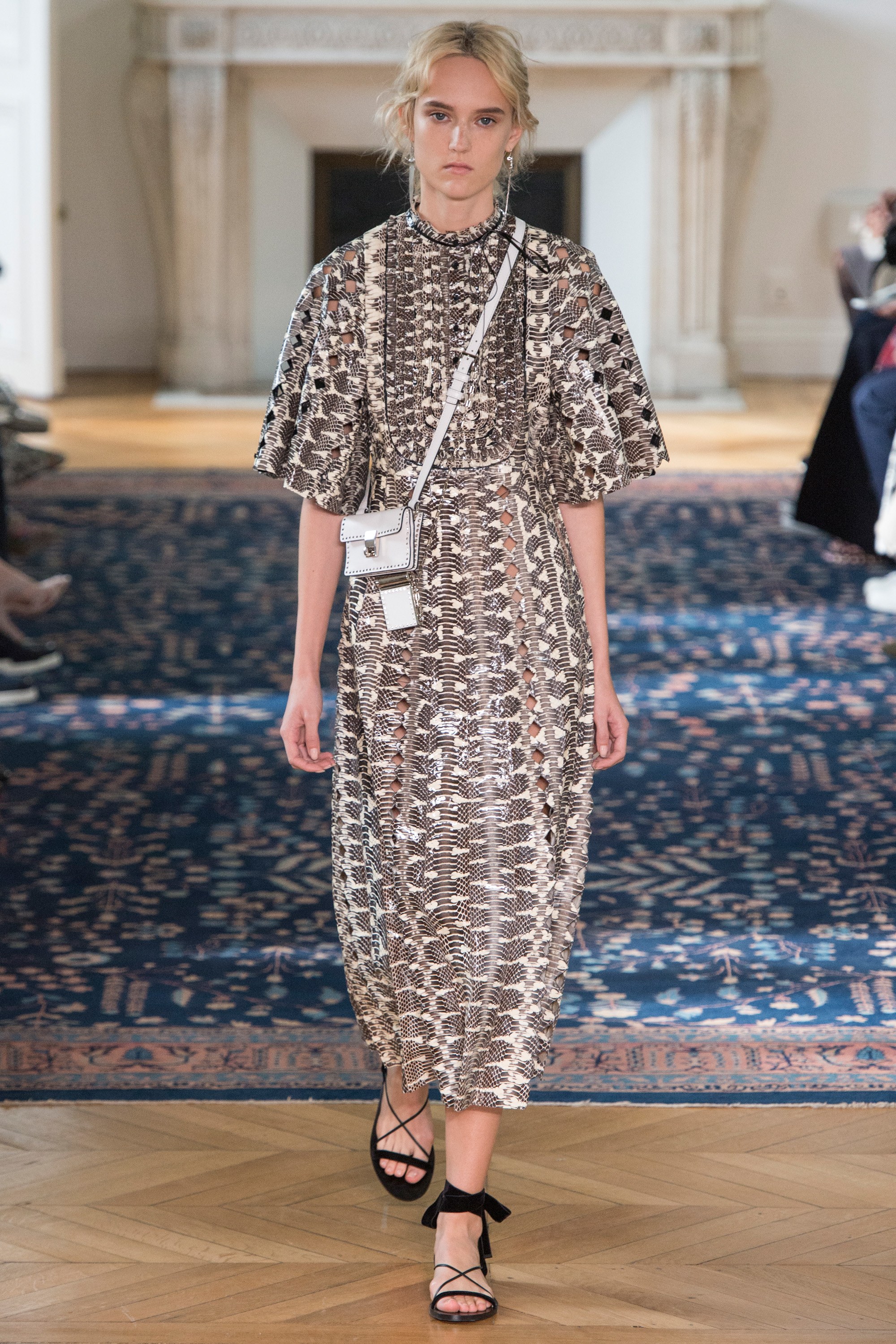 24-valentino-spring-2017