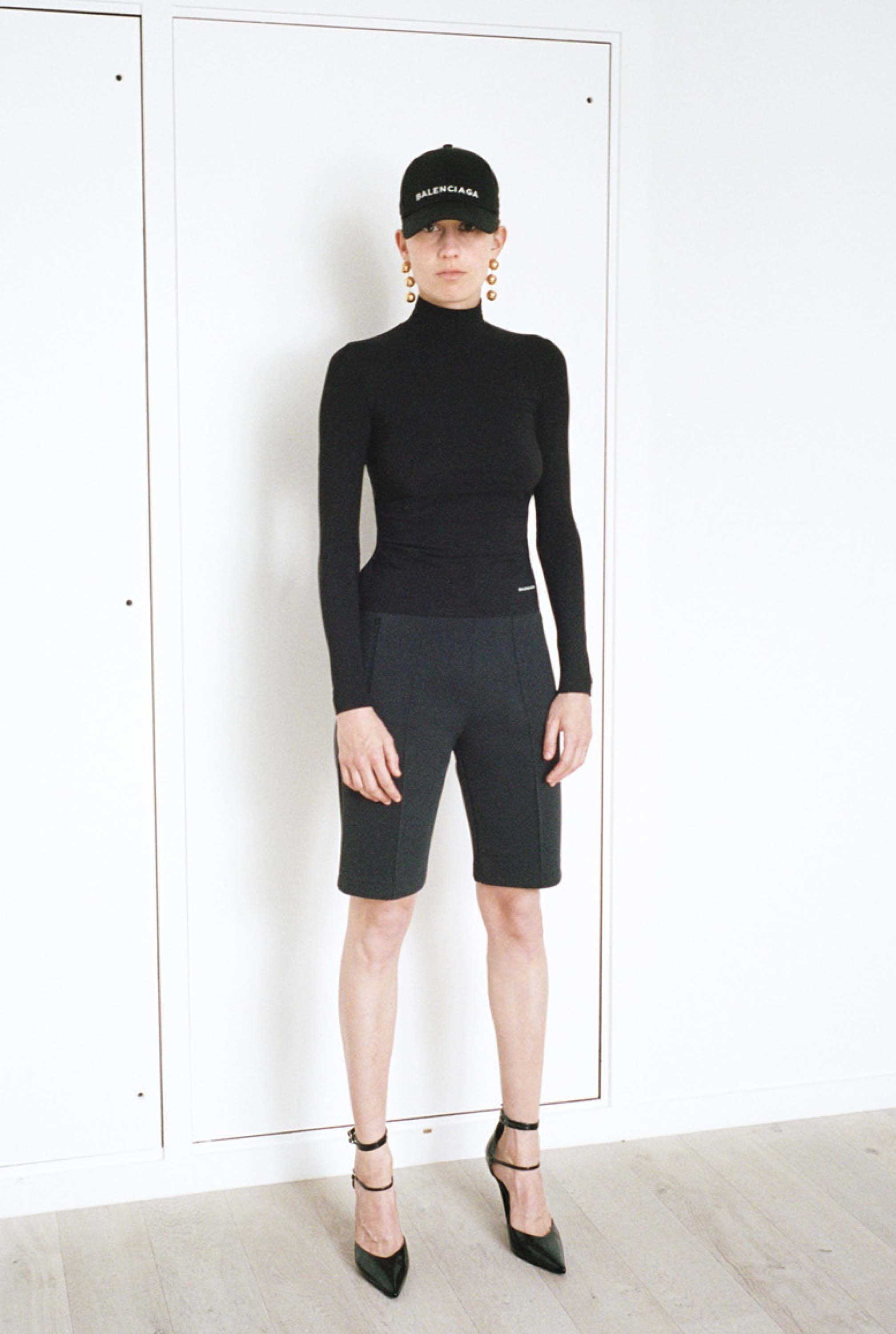 31-balenciaga-resort-2017