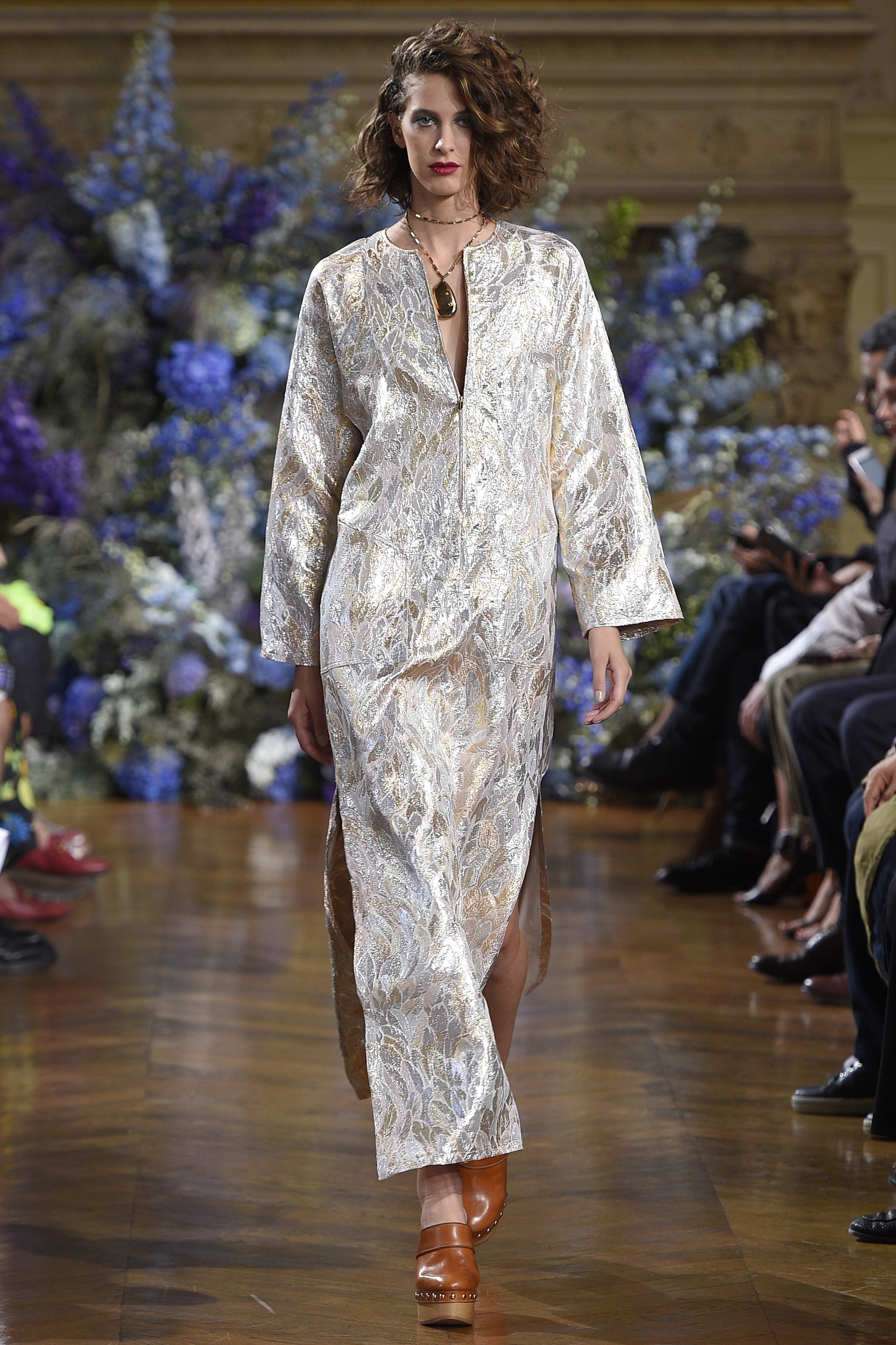 4-vanessa-seward-spring-2017