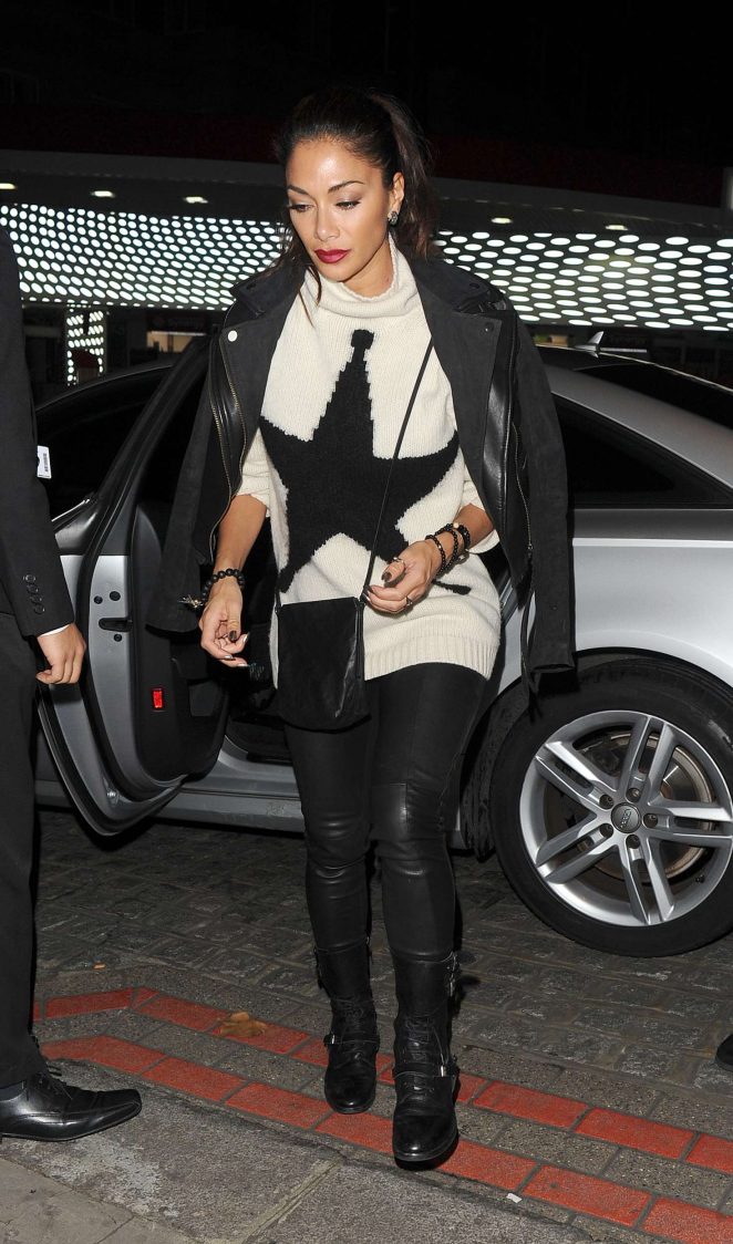 nicole-scherzinger-london-acne-2