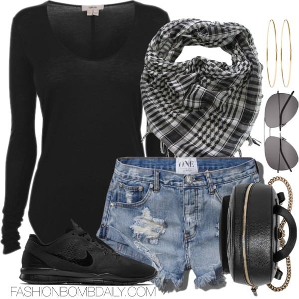 what-to-wear-on-a-girls-trip-to-vegas-gucci-soho-leather-backpack-nike-free-tr5-saint-laurent-classic-11-aviator-sunglasses