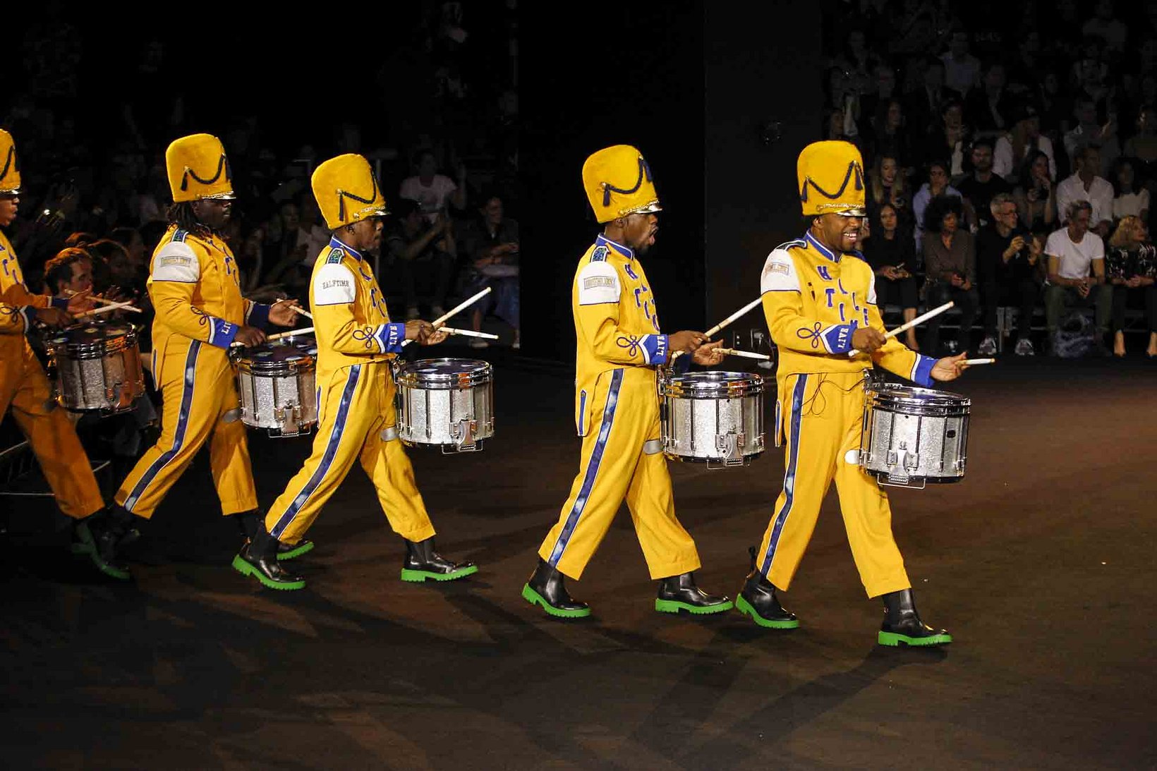 kenzo-x-h-and-m-runway-show-14