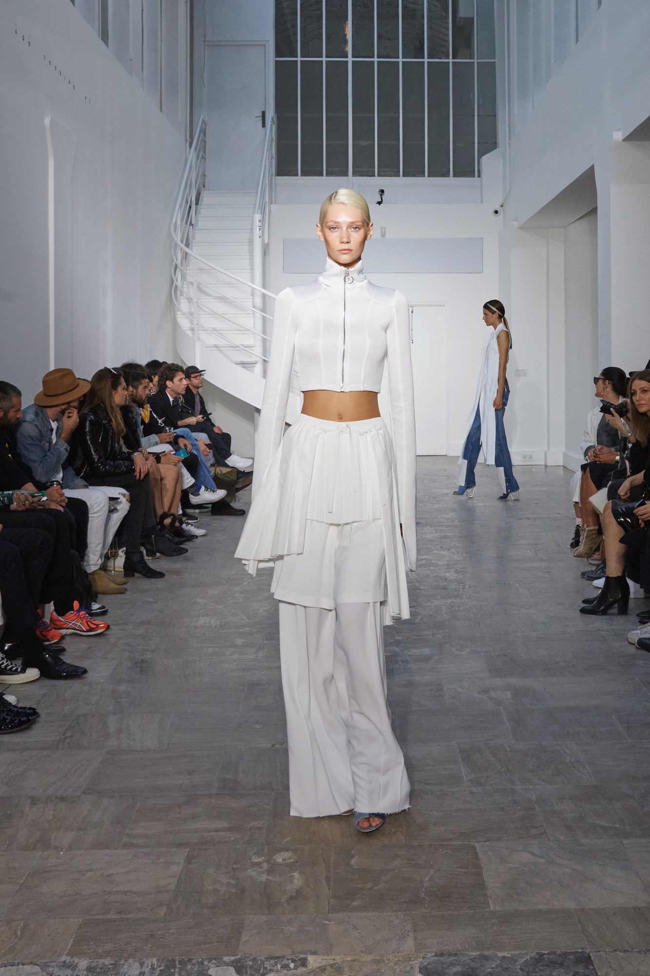 off-white-virgil-abloh-spring-2016-rtw-02