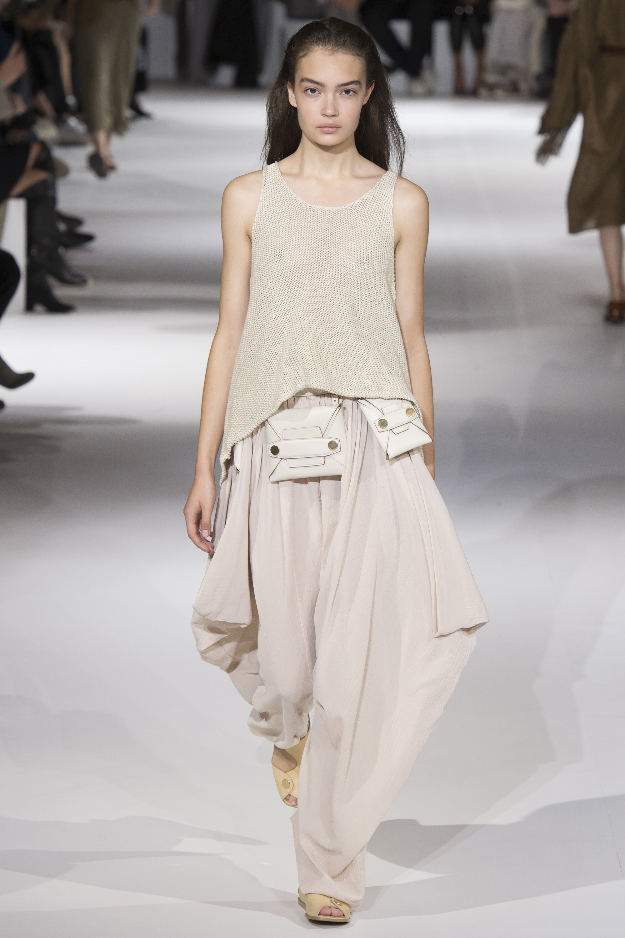 stella-mccartney-spring-2017-12