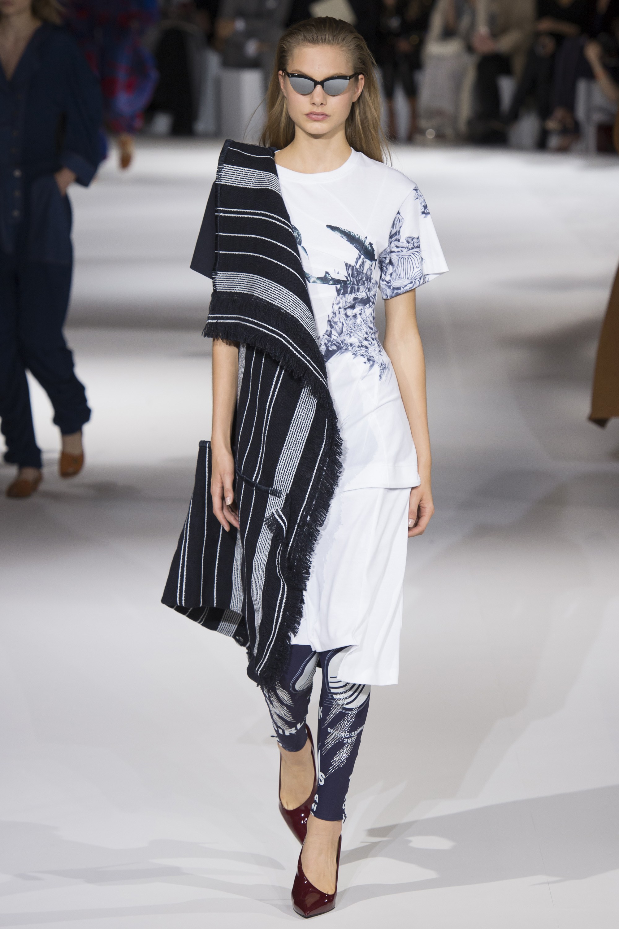 stella-mccartney-spring-2017-17