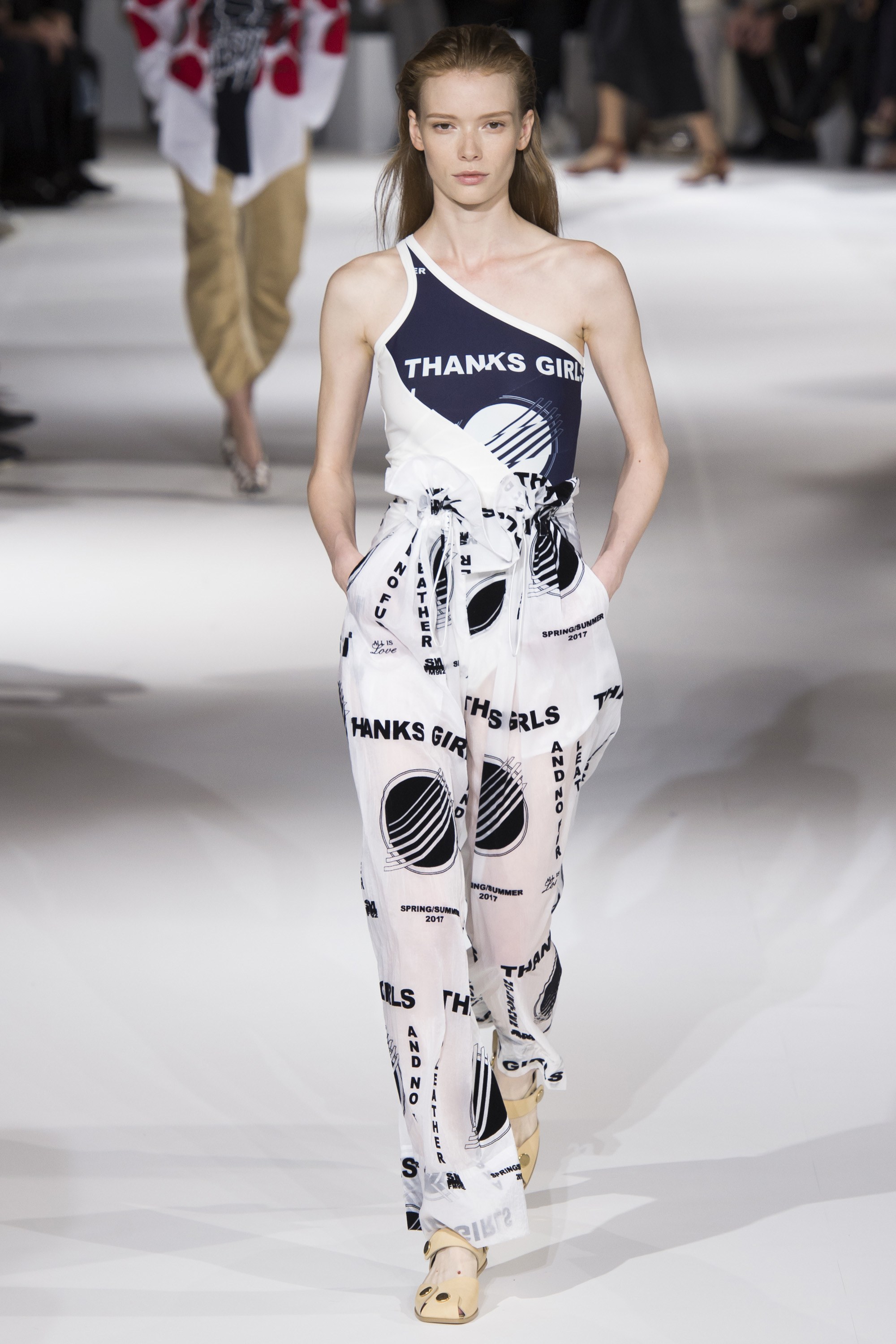stella-mccartney-spring-2017-6