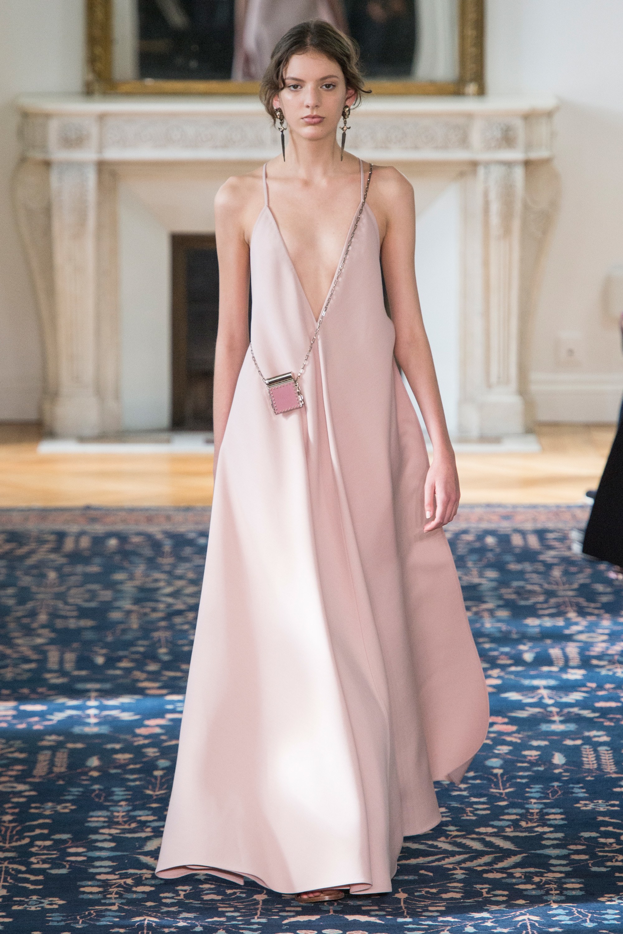 valentino-spring-2017-1