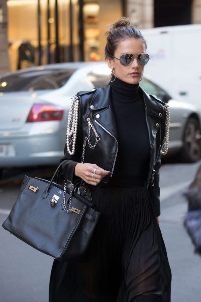 alessandra-ambrosio-out-in-paris-moschino