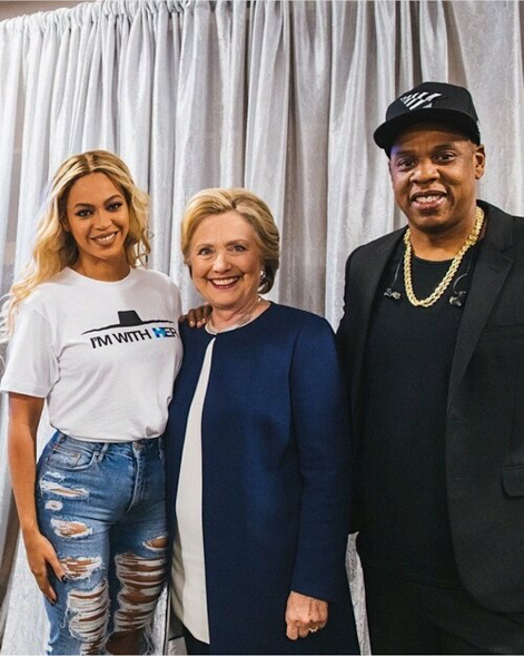 beyonce-get-out-the-vote-concert-im-with-her-tee-1
