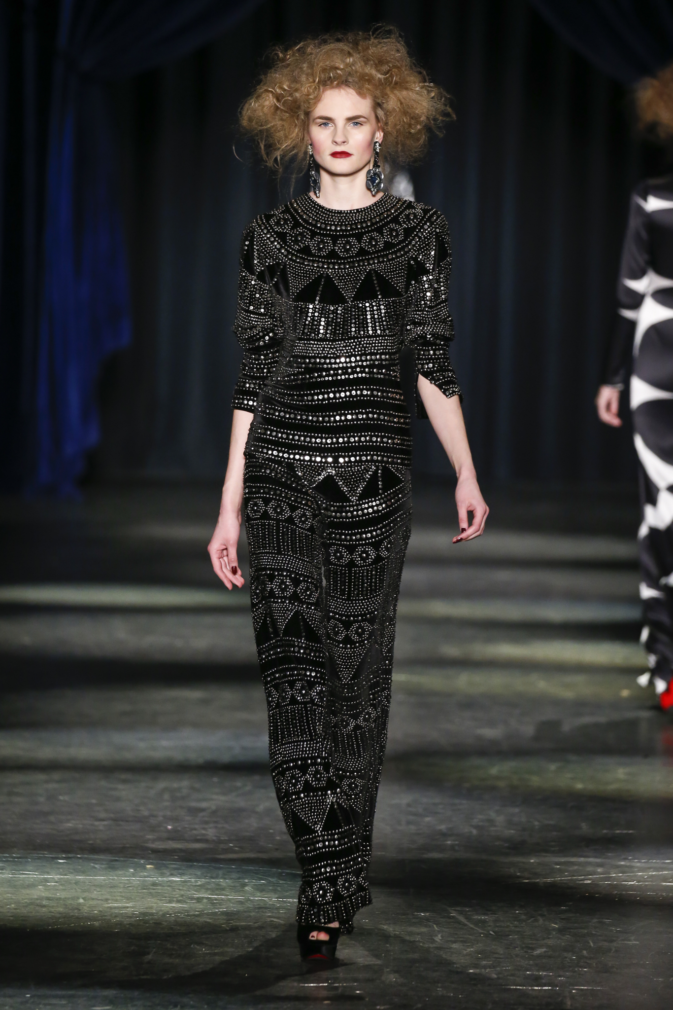 fw16dlr_khan_10
