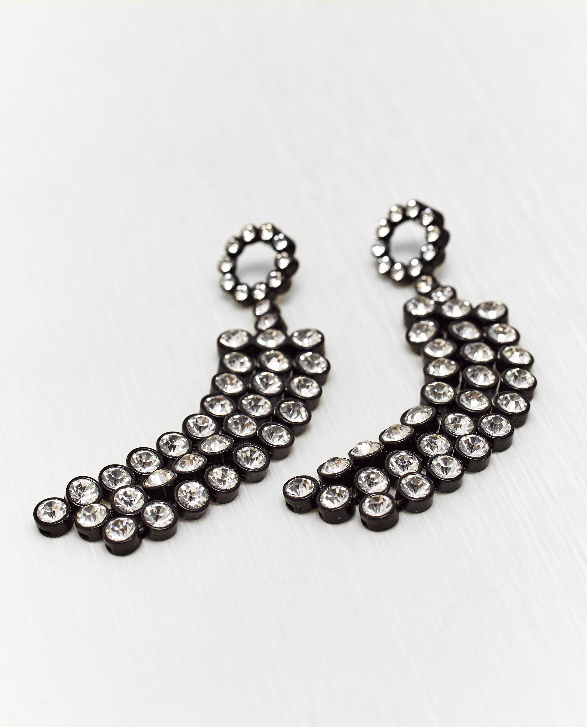 10-under-100-new-years-party-11