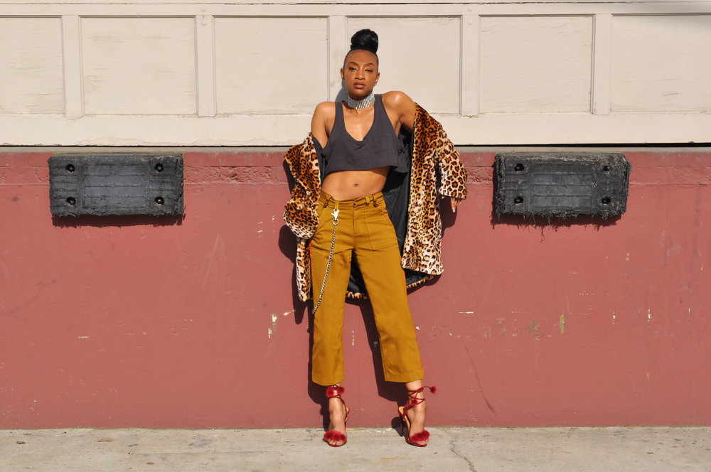 dennaya-famous-bomb-blogger-6